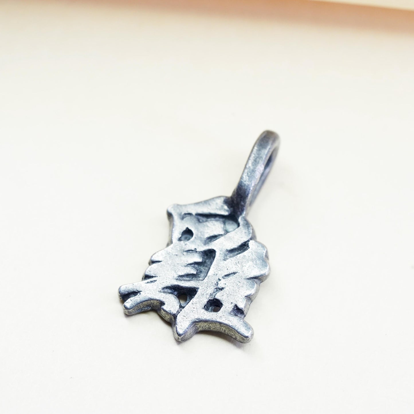 Vintage silver tone Chinese Calligraphy Character roster pendant