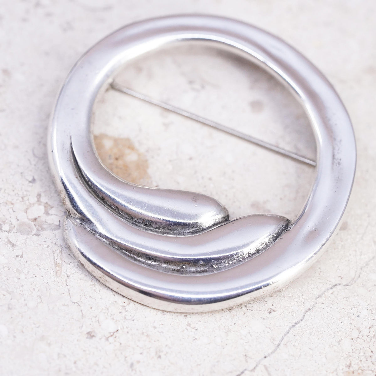 Vintage Jezlaine Designer Sterling silver handmade brooch, wavy 925 circle pin