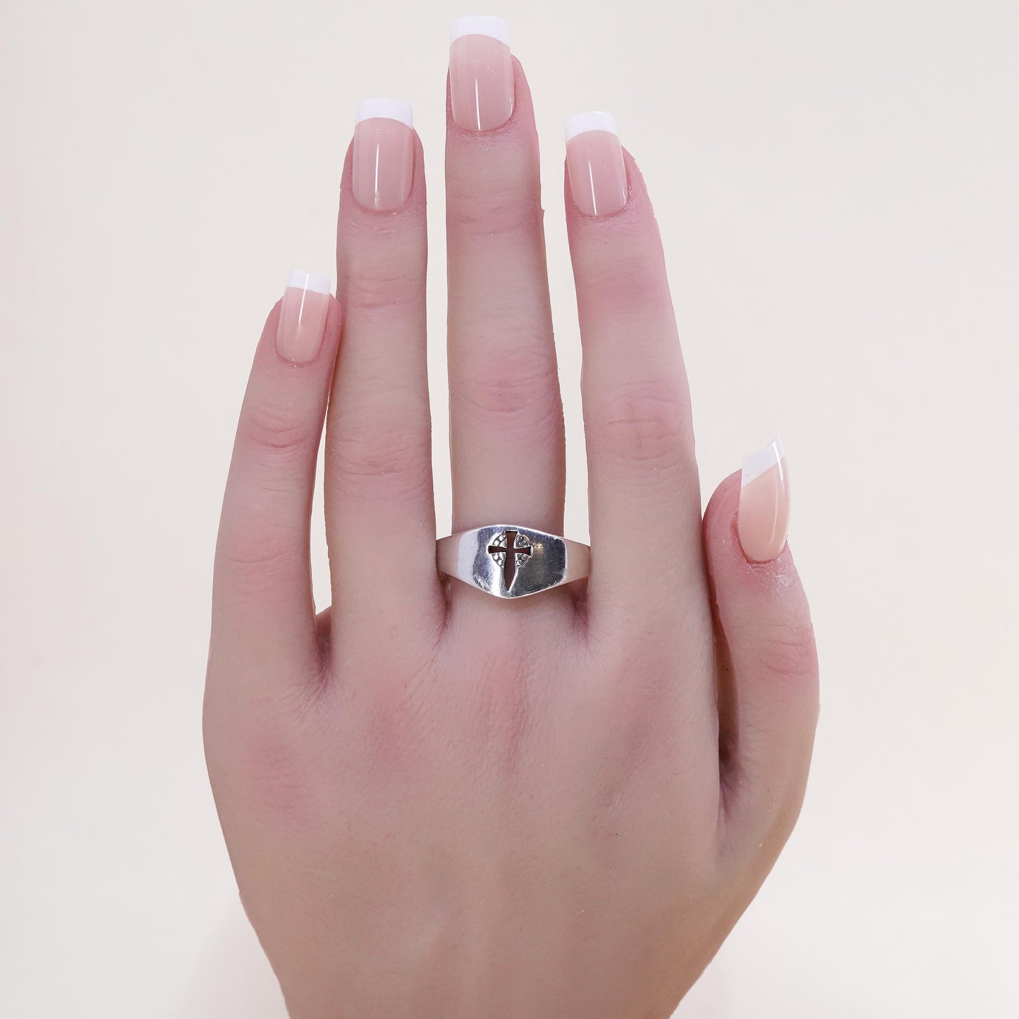 Size 12.5, Vintage Sterling silver handmade ring, 925 cross band