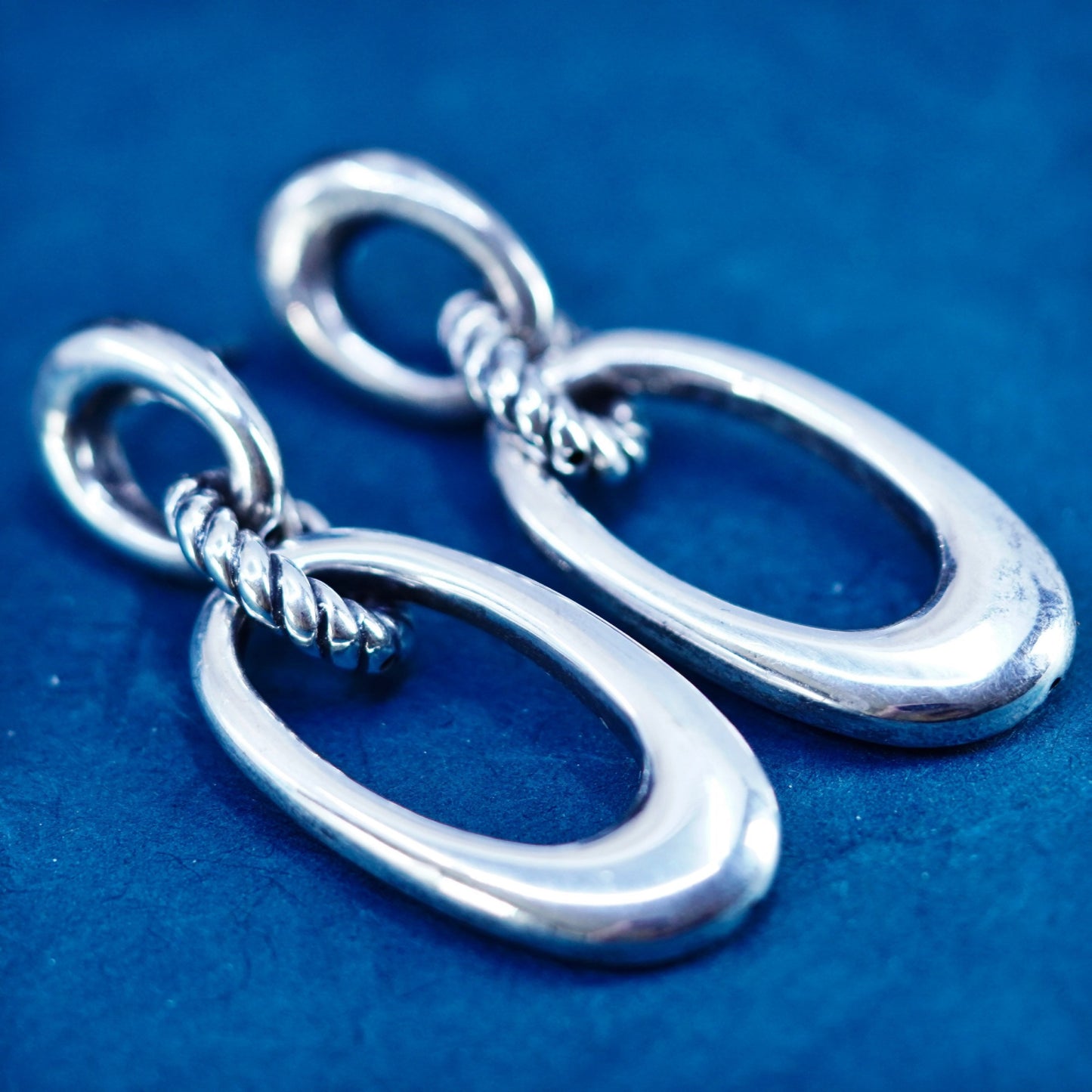 2”, vintage Sterling silver 925 lightweight entwined oval hoop earrings