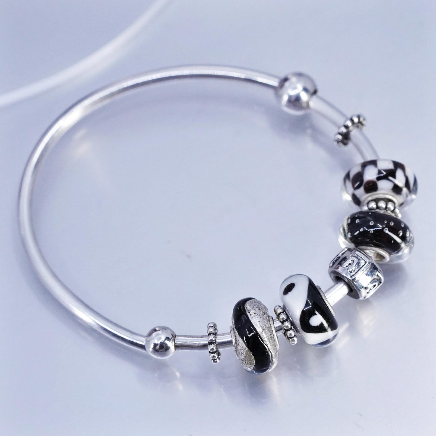 7” 2mm, Vintage Sterling 925 silver handmade bracelet, bangle with glass beads