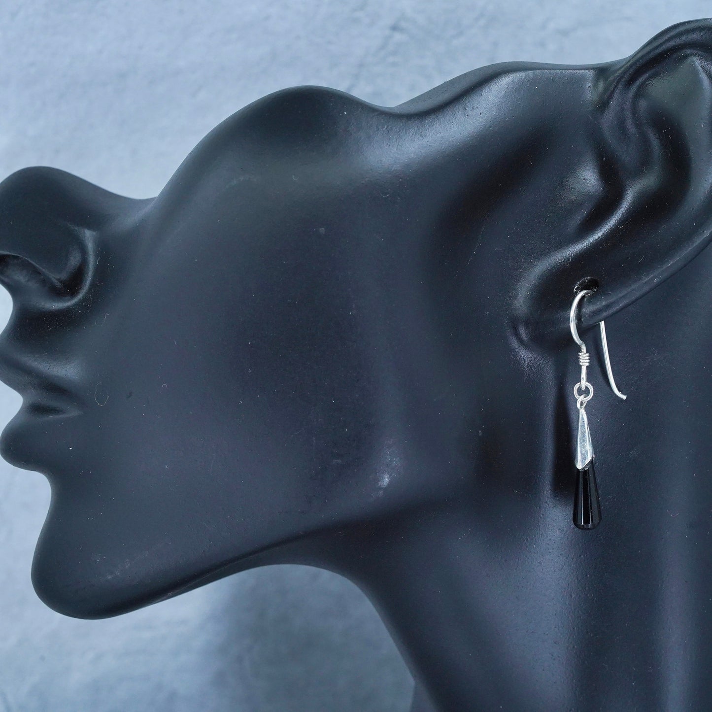 Vintage Sterling 925 silver handmade teardrop onyx earrings