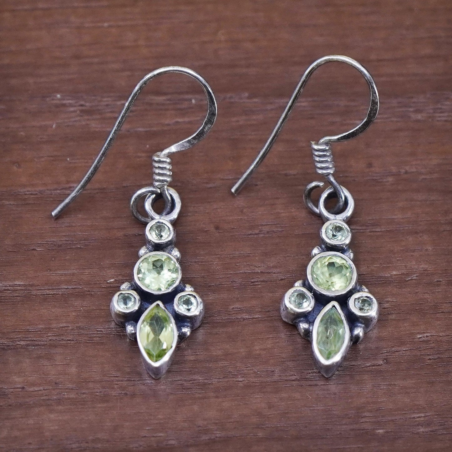 Vintage Sterling 925 silver handmade teardrop earrings with peridot