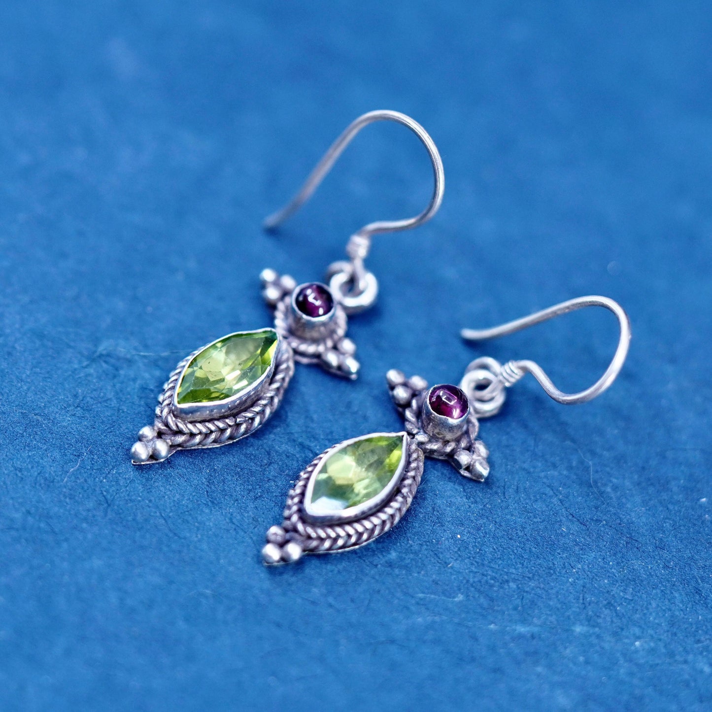 Vintage sterling silver 925 handmade earrings with peridot and garnet