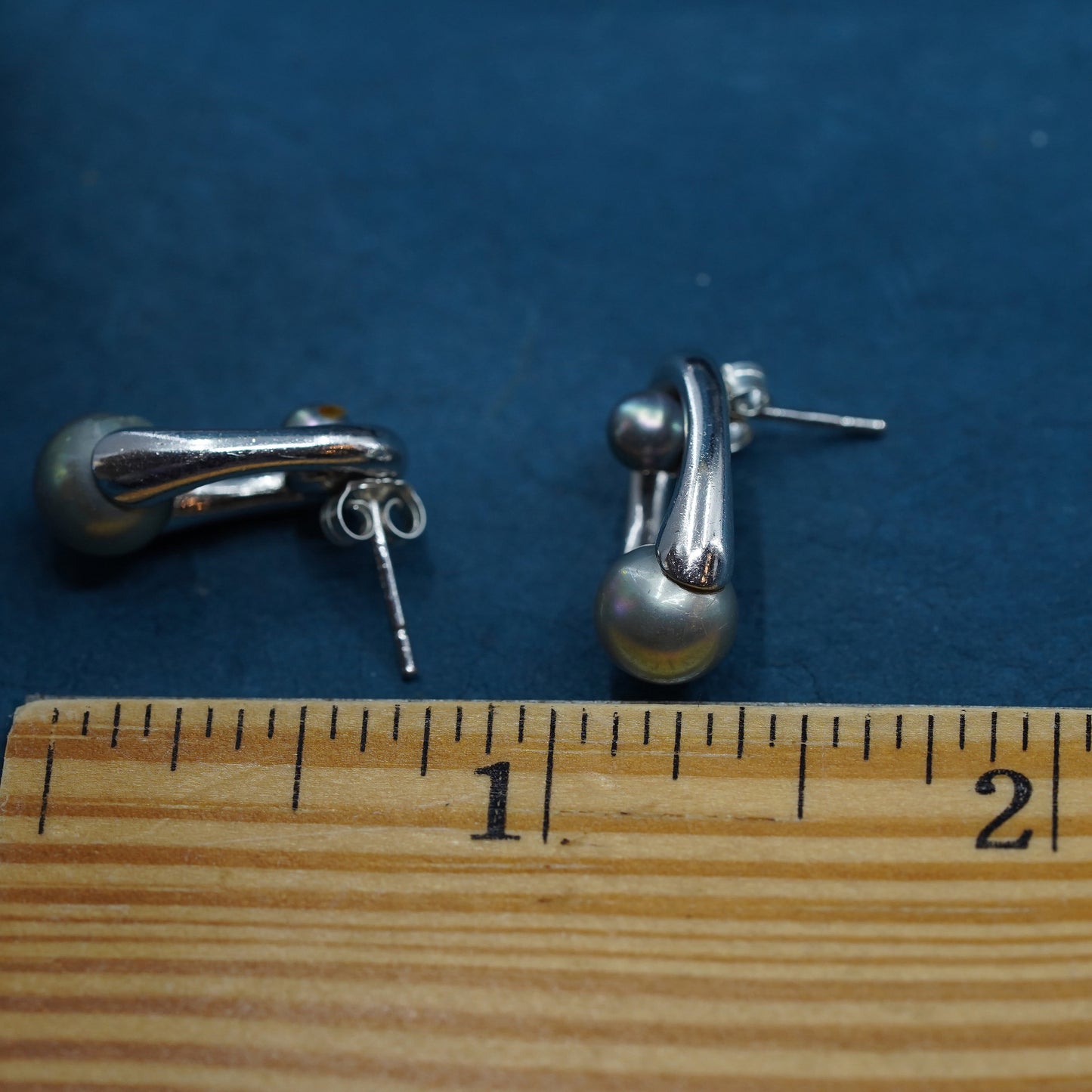 Vintage sterling silver handmade earrings, 925 oval studs with gray pearl