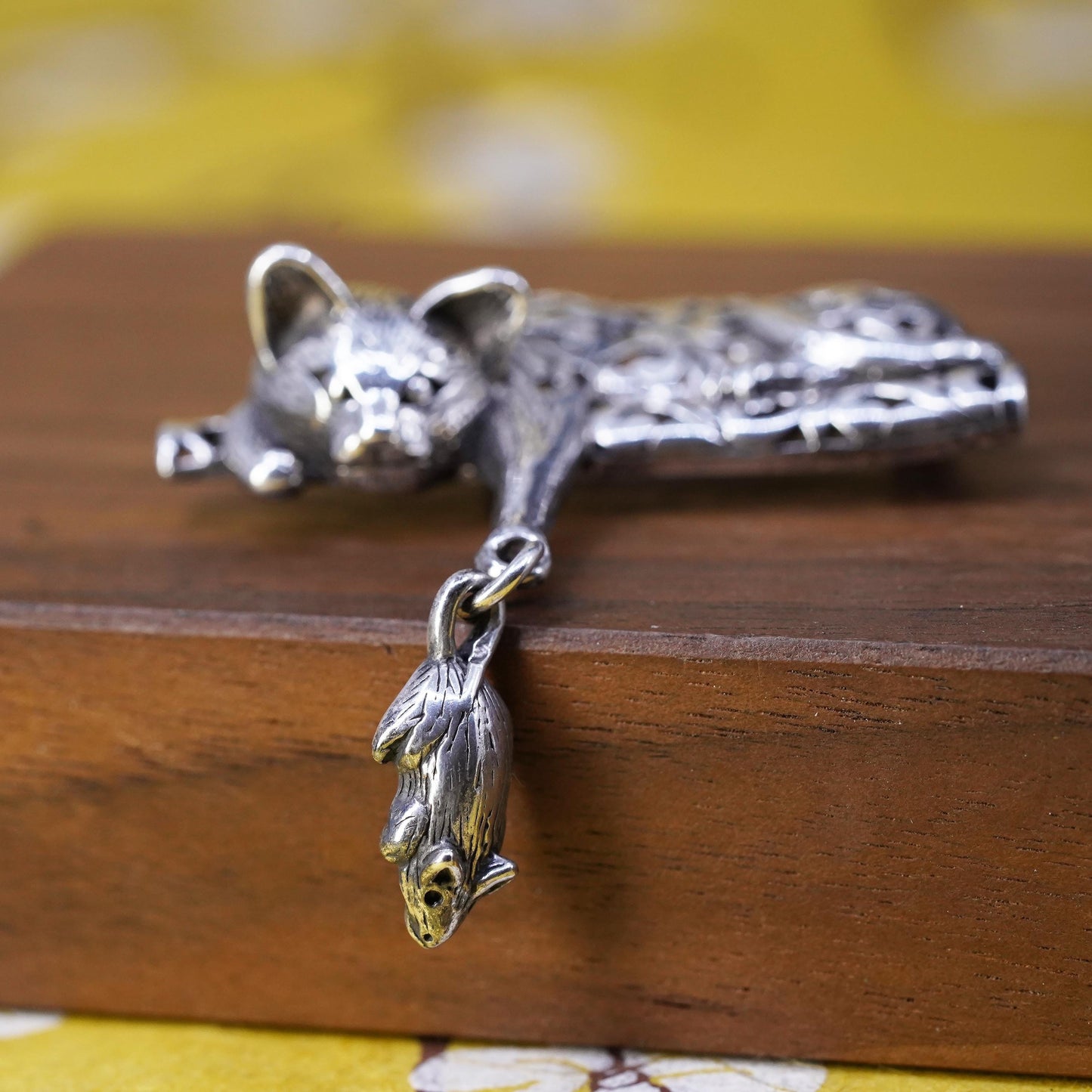 Vintage Jezlaine filigree 925 Cat Pin Brooch Sterling Silver mouse charm Dangle