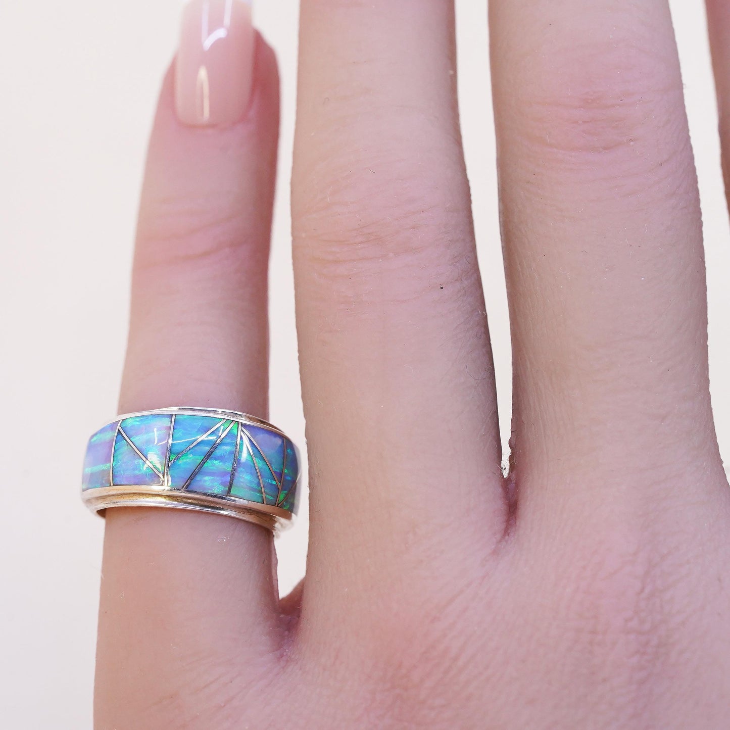 Size 4.5, VTG Native Americans Lee Thompson Sterling silver ring, 925 fire opal