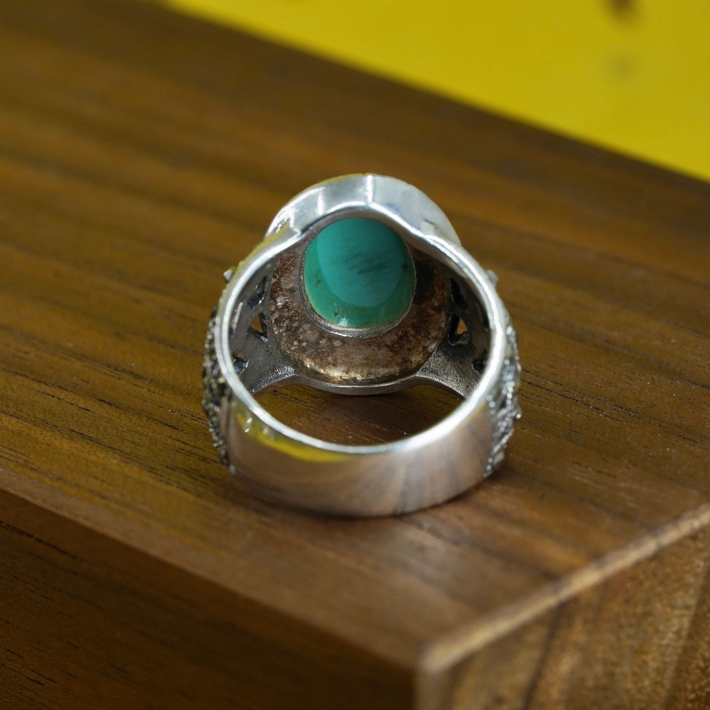Size 7, southwestern Sterling silver ring, 925 band oval turquoise marcasite