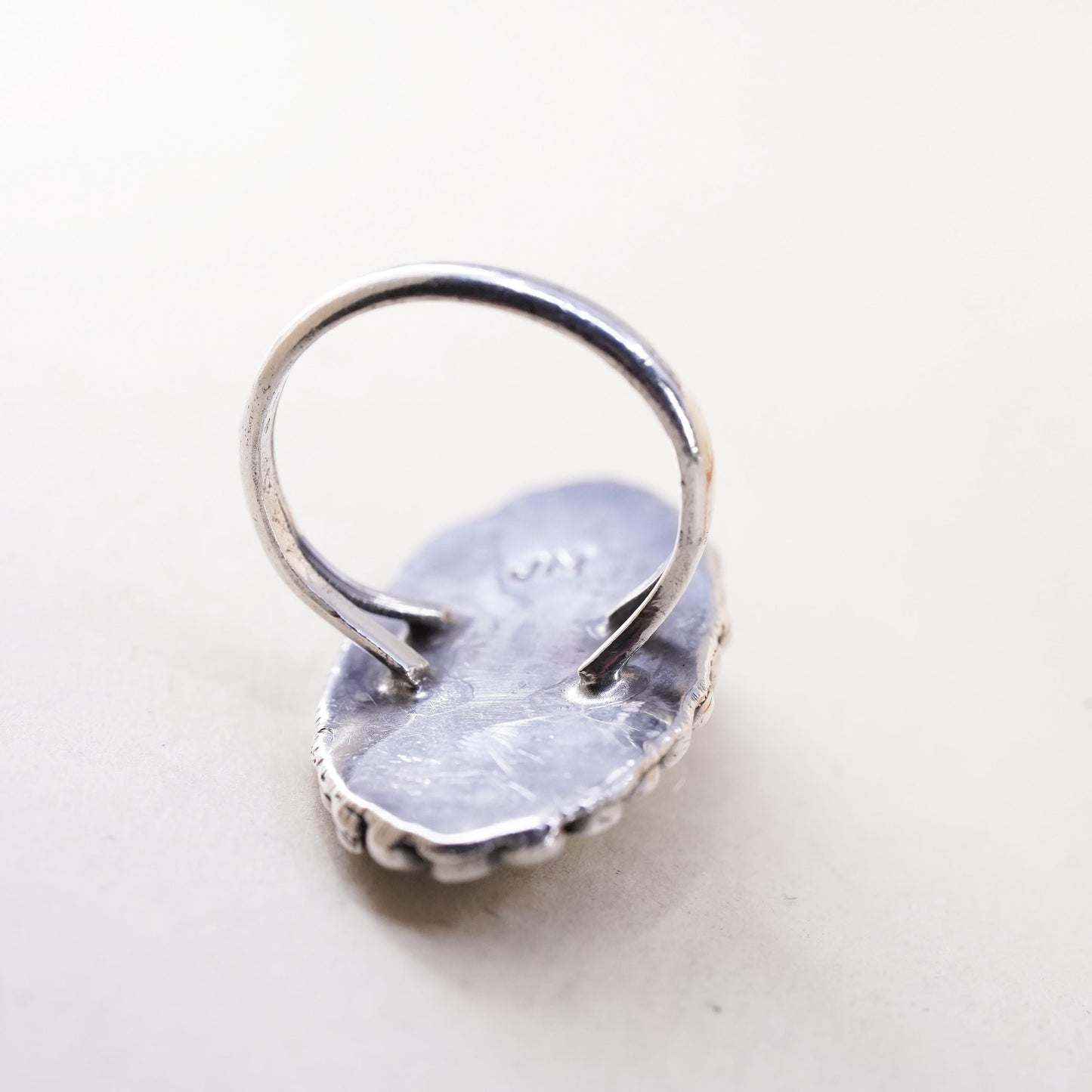 Size 7, Native American sterling 925 silver ring with turquoise mother of pearl