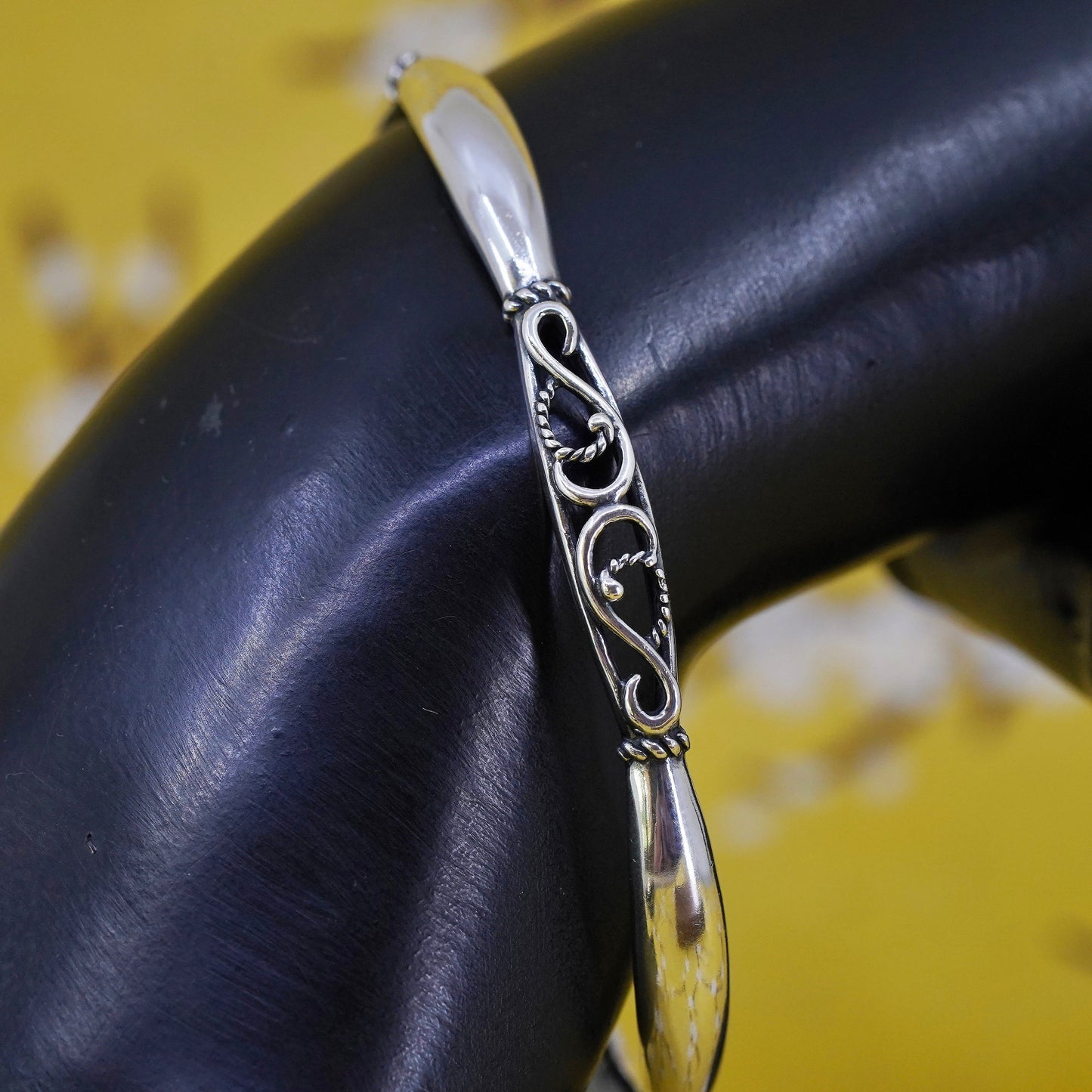 7.25”, Vintage Carolyn pollack Sterling silver bracelet, 925 filigree cuff