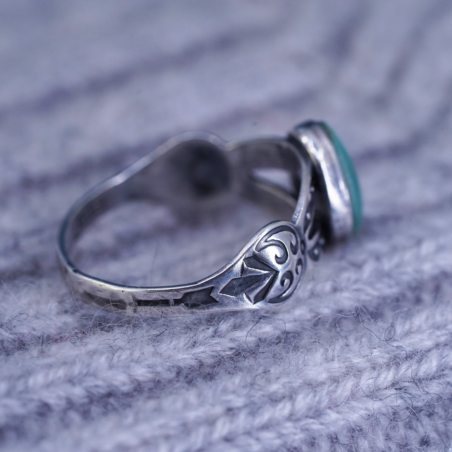 Size 7.5, Sterling 925 silver ring, Native American, southwestern w/ turquoise