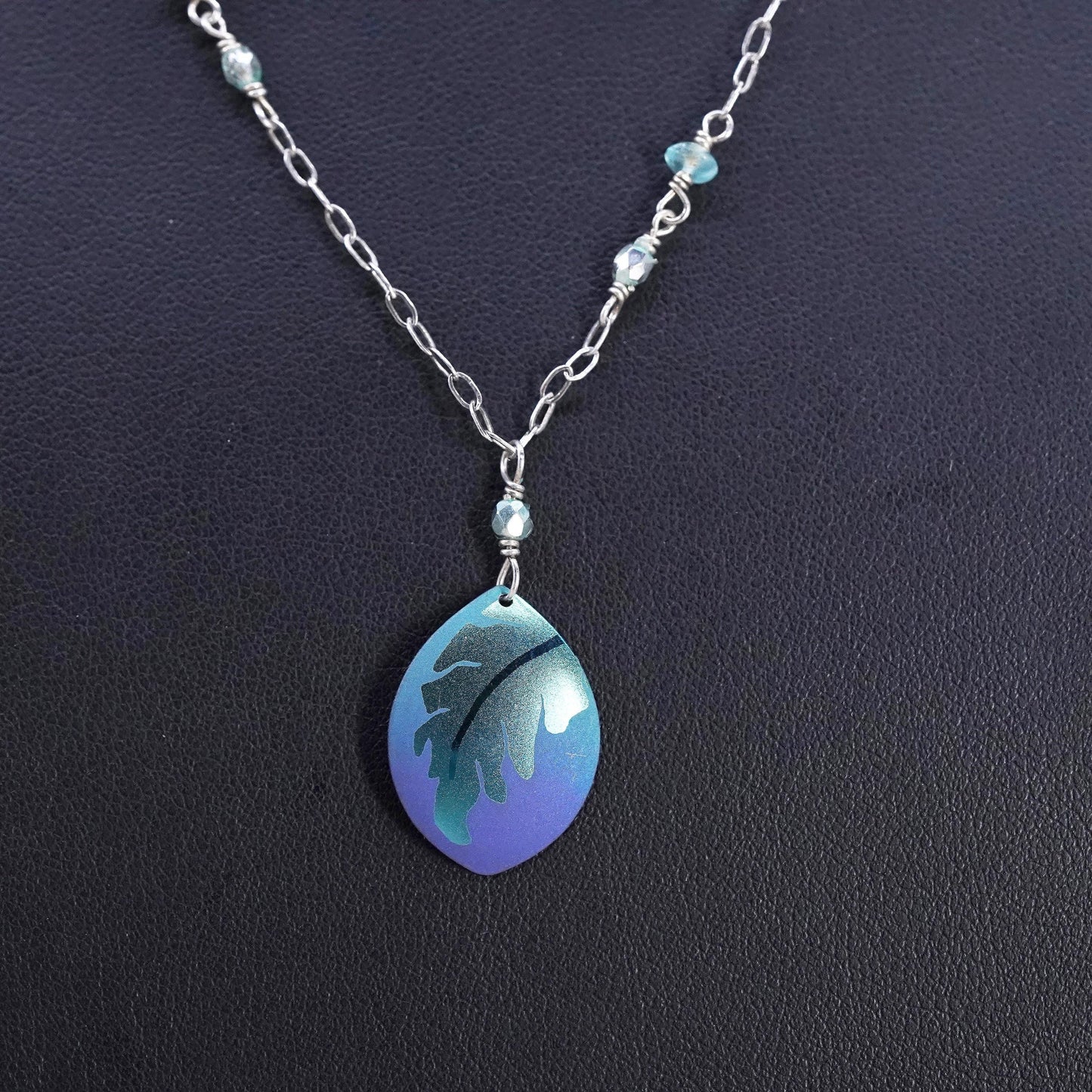 18", Holly Yashi Sterling silver necklace, 925 elongated leaf pendant crystal