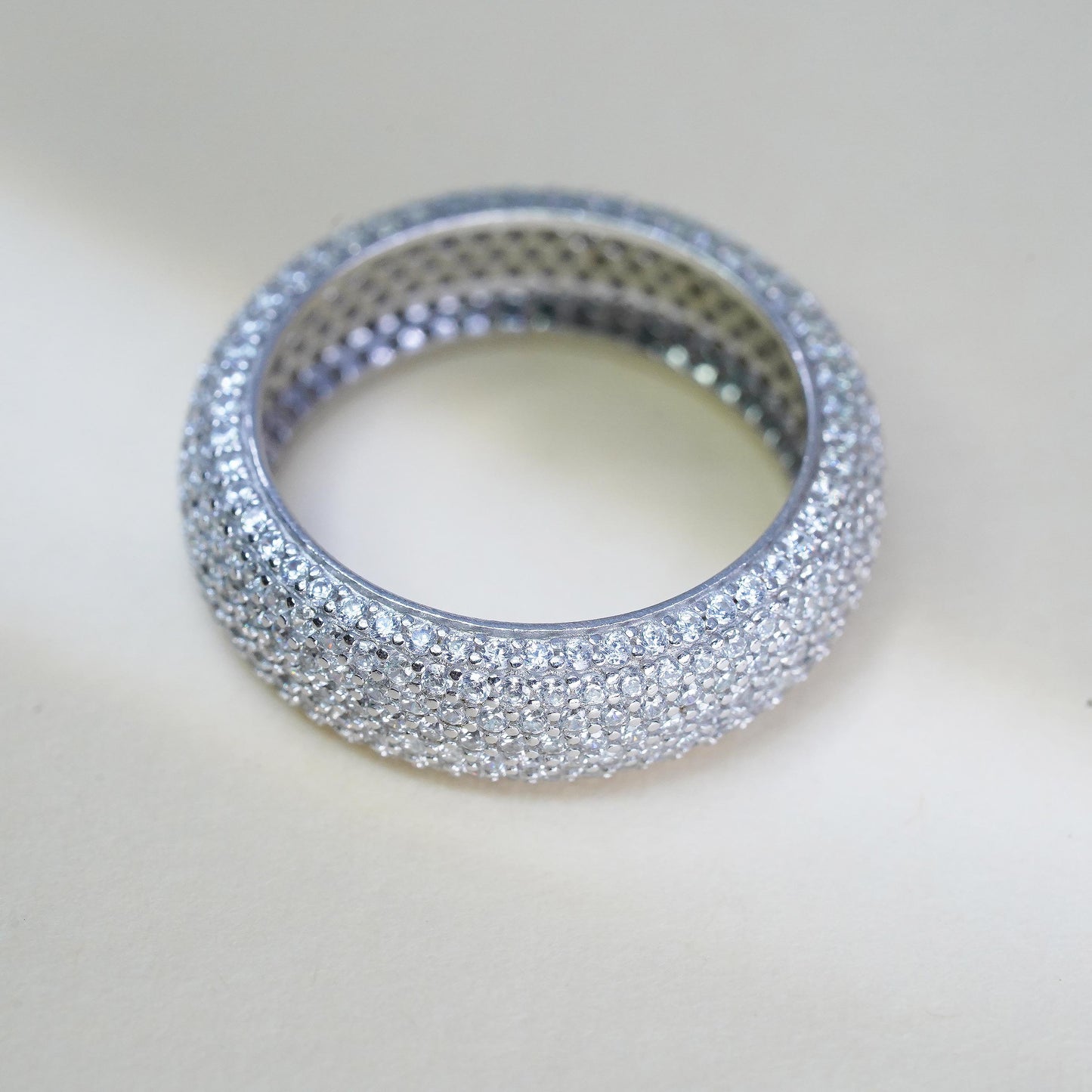 Size 6.5, Vintage Sterling silver fashion ring, 925 silver band with cluster cz