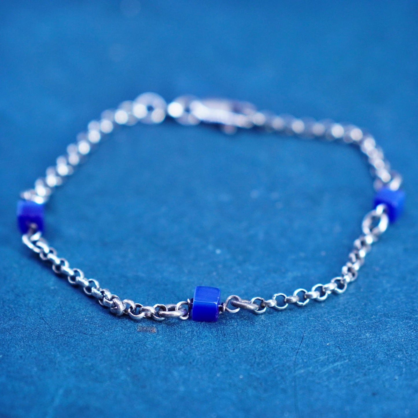 7”, Italy Sterling silver bracelet, 925 bold circle chain blue cats eye cubes