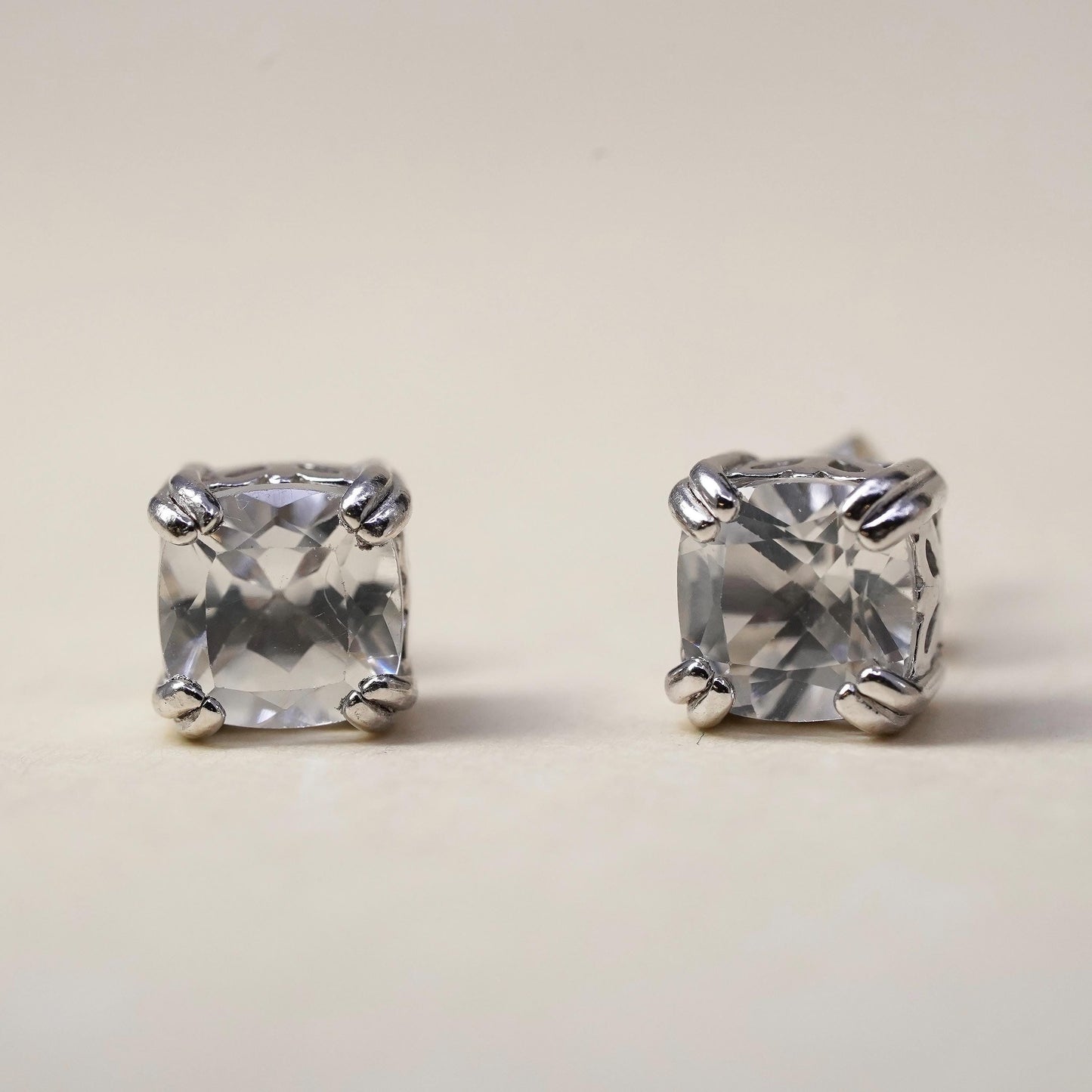 vintage Sterling 925 silver studs earrings with clear crystal