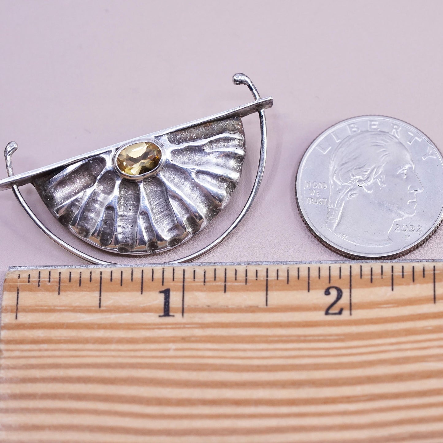 VTG modernist designer Sterling silver handmade brooch, 925 wrinkly citrine pin