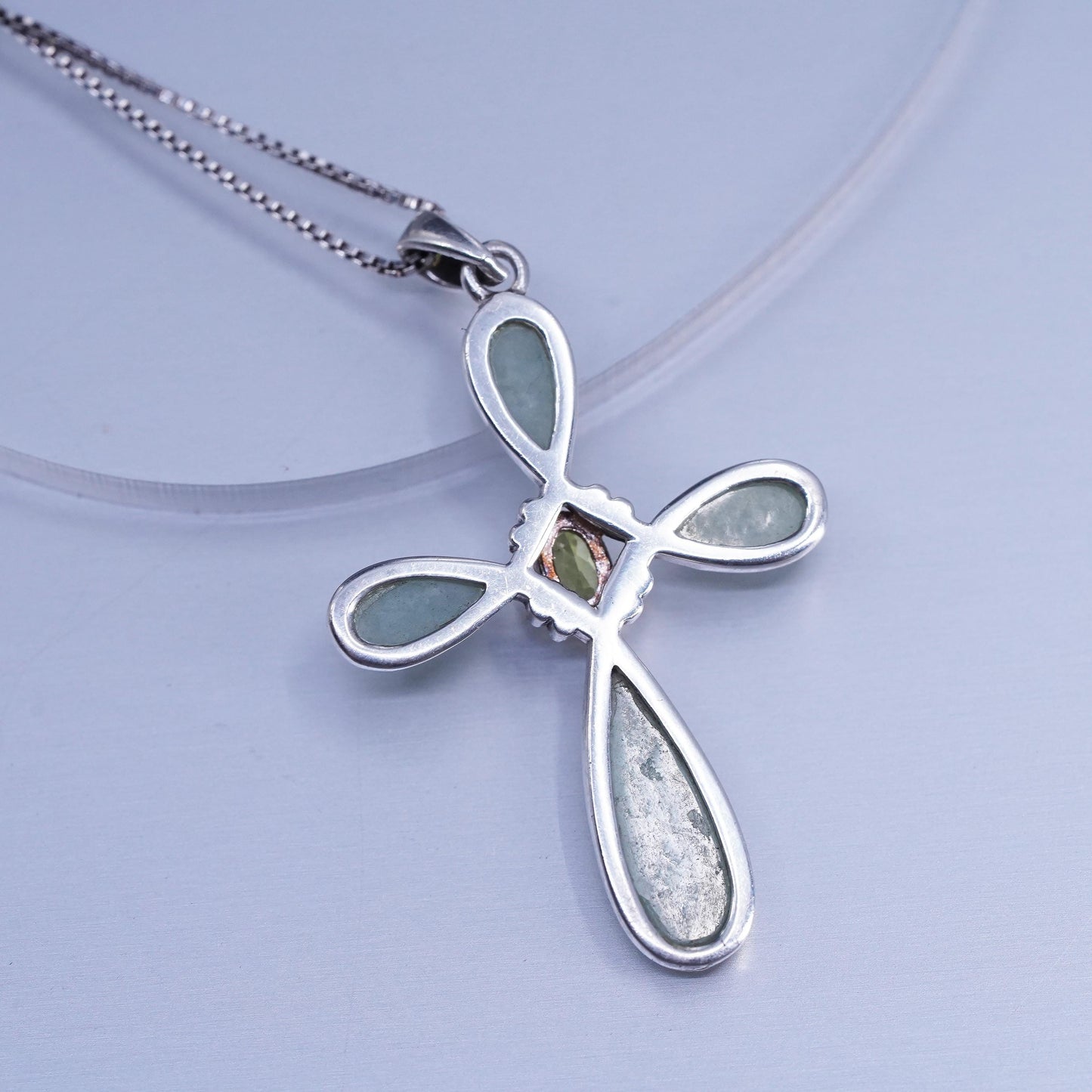 18”, vintage Sterling 925 silver box necklace with cross charm and jade peridot