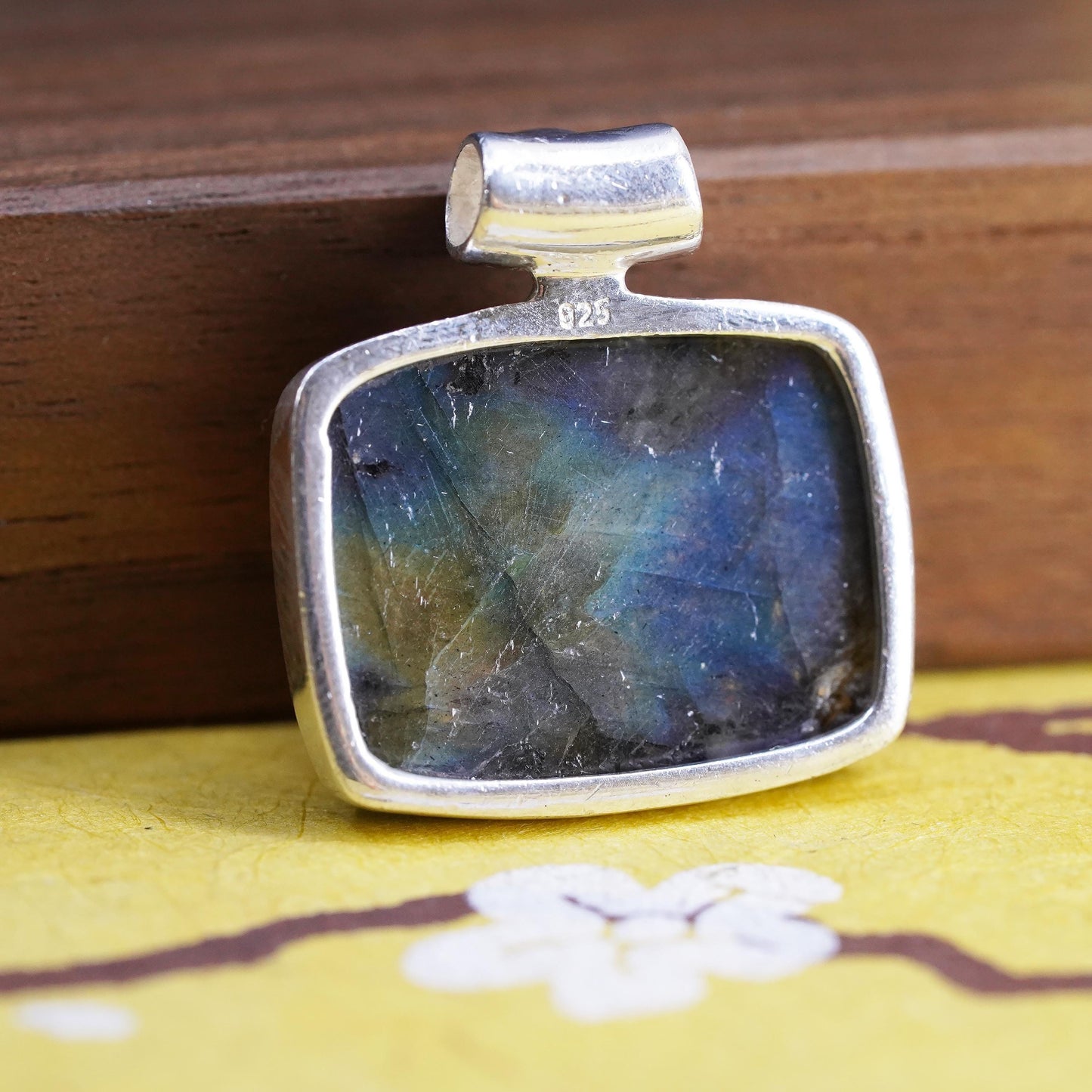 Vintage Sterling 925 silver handmade pendant with blue labradorite and amethyst