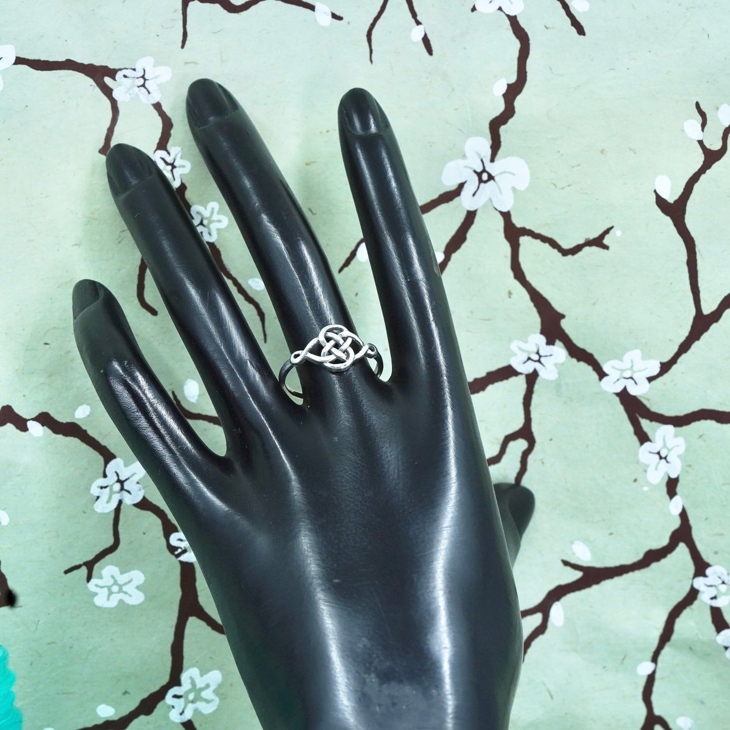 Size 9.5, Vintage sterling silver wired ring, 925 irish entwined knot band