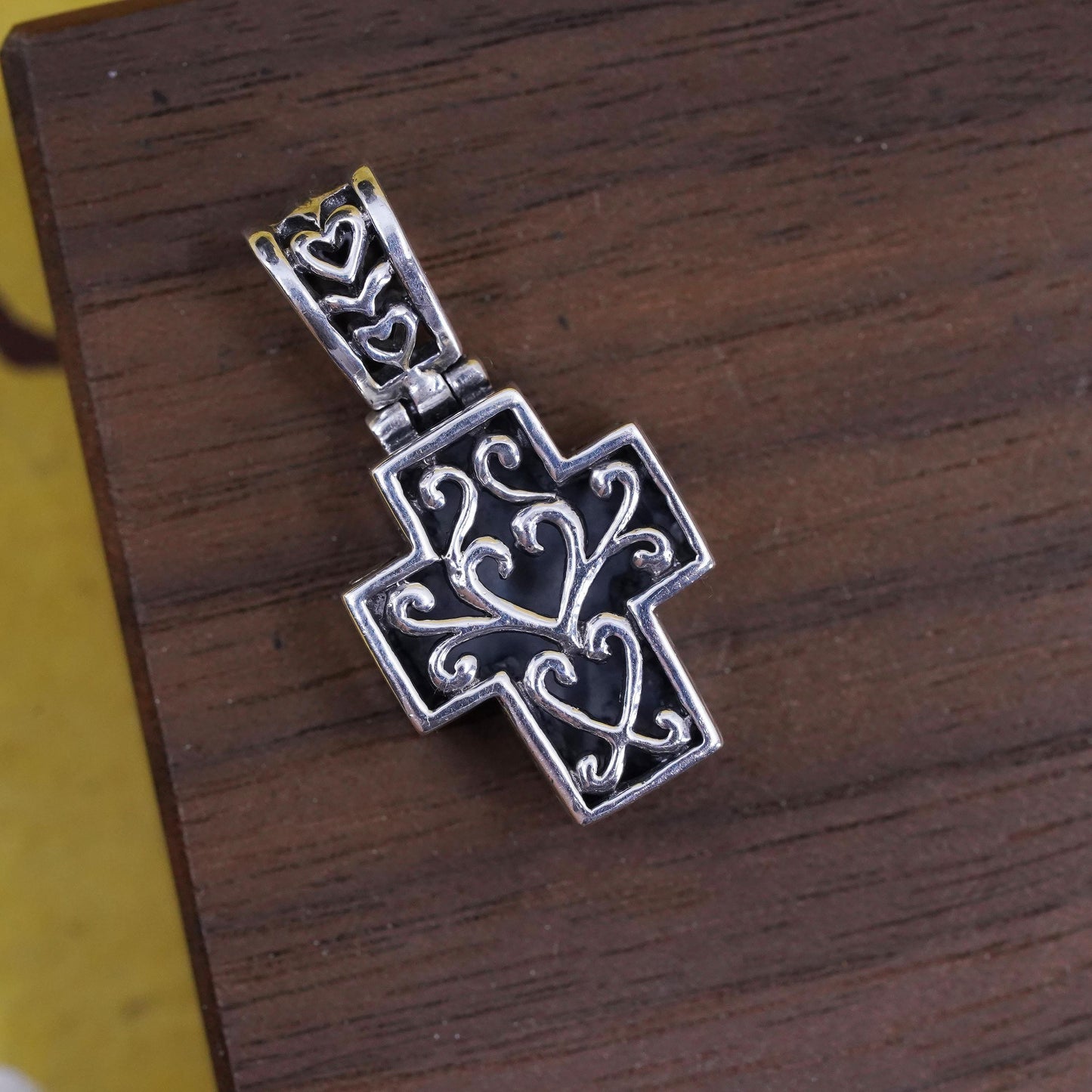Vintage Sterling Silver Handmade Pendant, filigree 925 cross