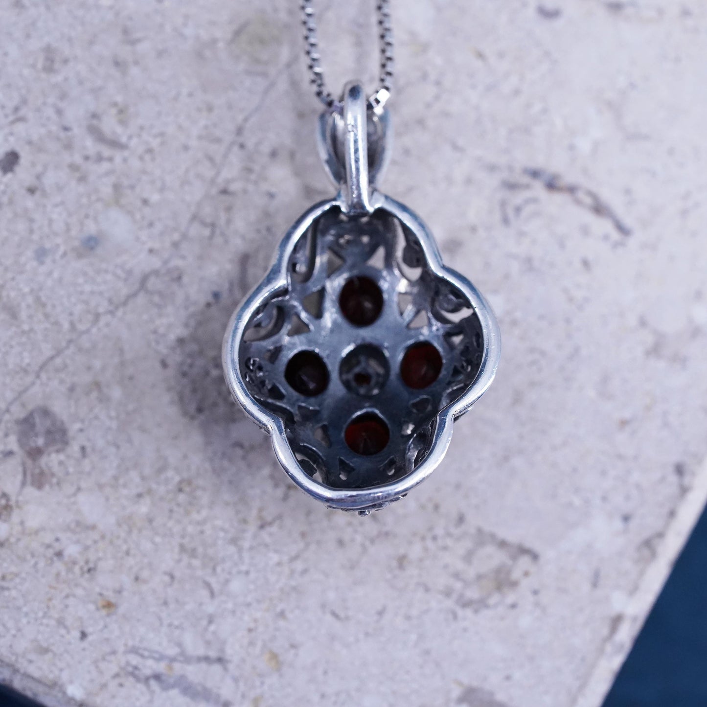 18", Sterling silver handmade necklace, 925 box chain filigree garnet pendant