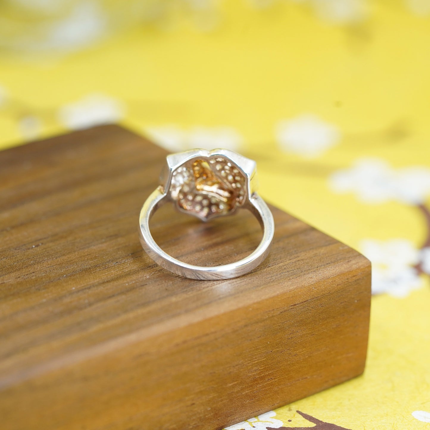 Size 8, vintage Sterling 925 silver anniversary ring with cluster cz