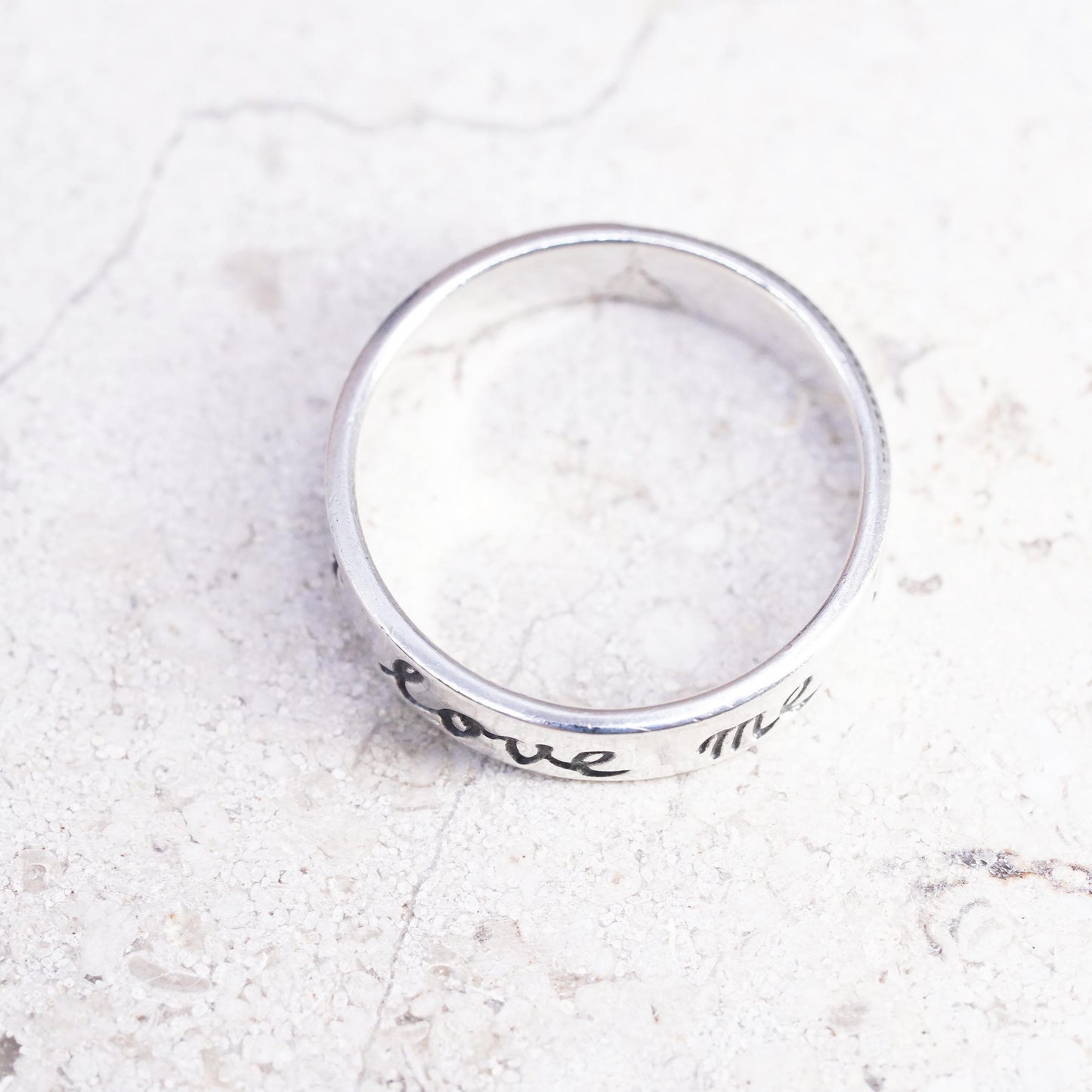 Size 6.25, VTG Sterling silver stackable ring, 925 band engraved "love me not"