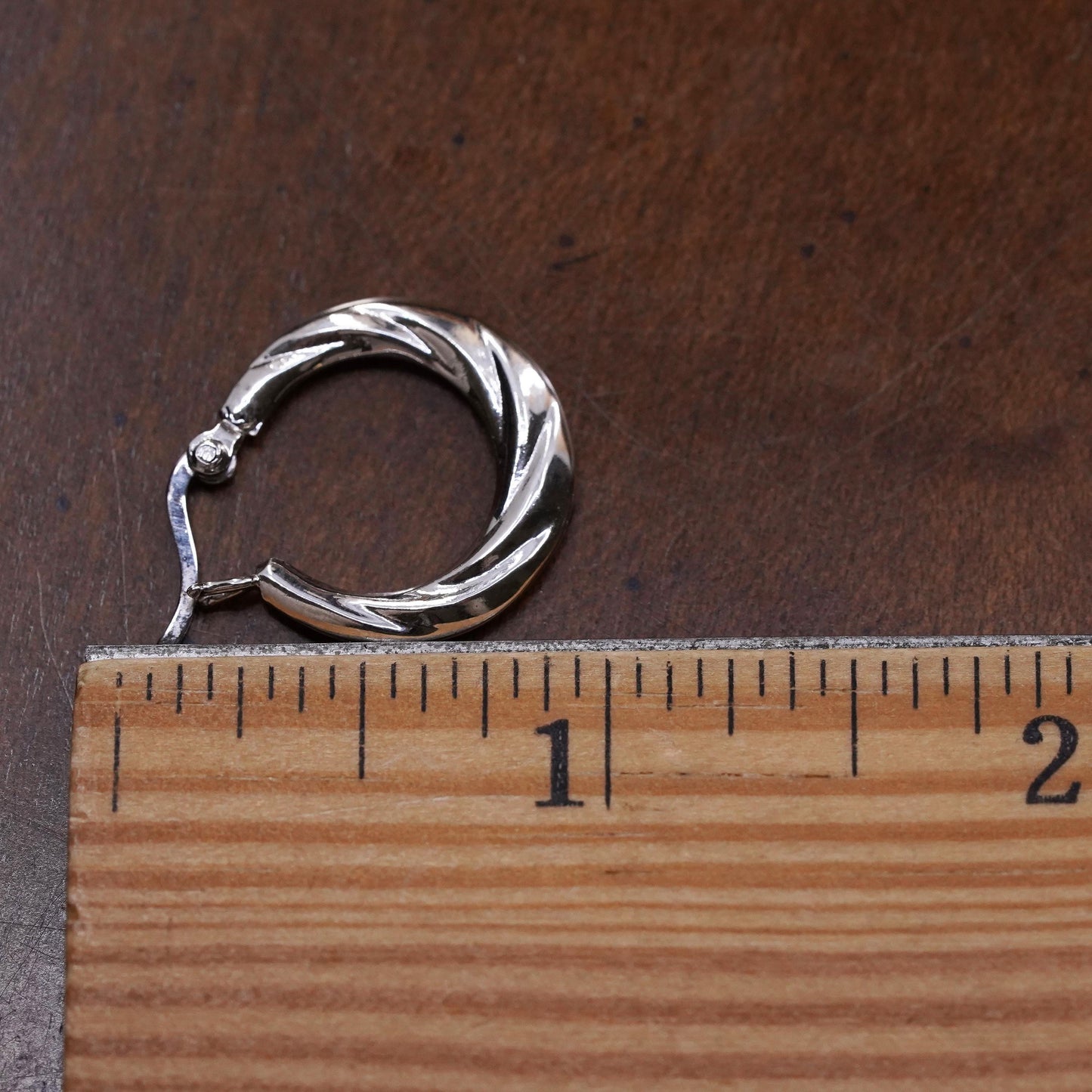 0.75", Vintage sterling silver loop single earring, ribbed primitive hoop