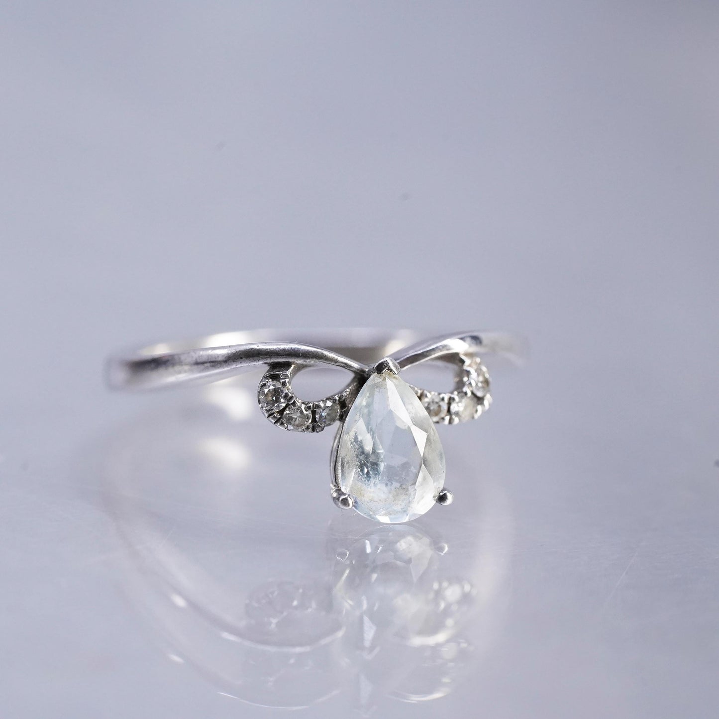 size 6, vintage Sterling Silver 925 Ring teardrop topaz ring with cz details