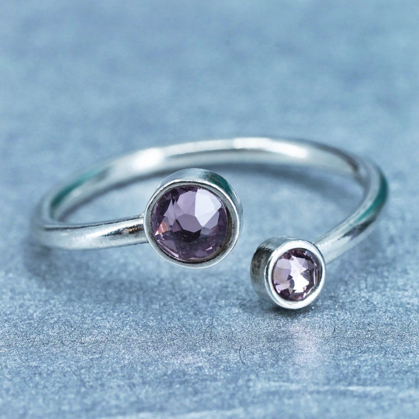 Size 6, vintage Sterling 925 silver handmade ring with amethyst