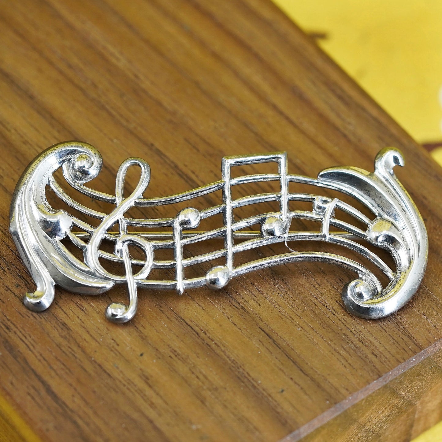 Vintage Beau handmade sterling 925 silver music note symbol brooch