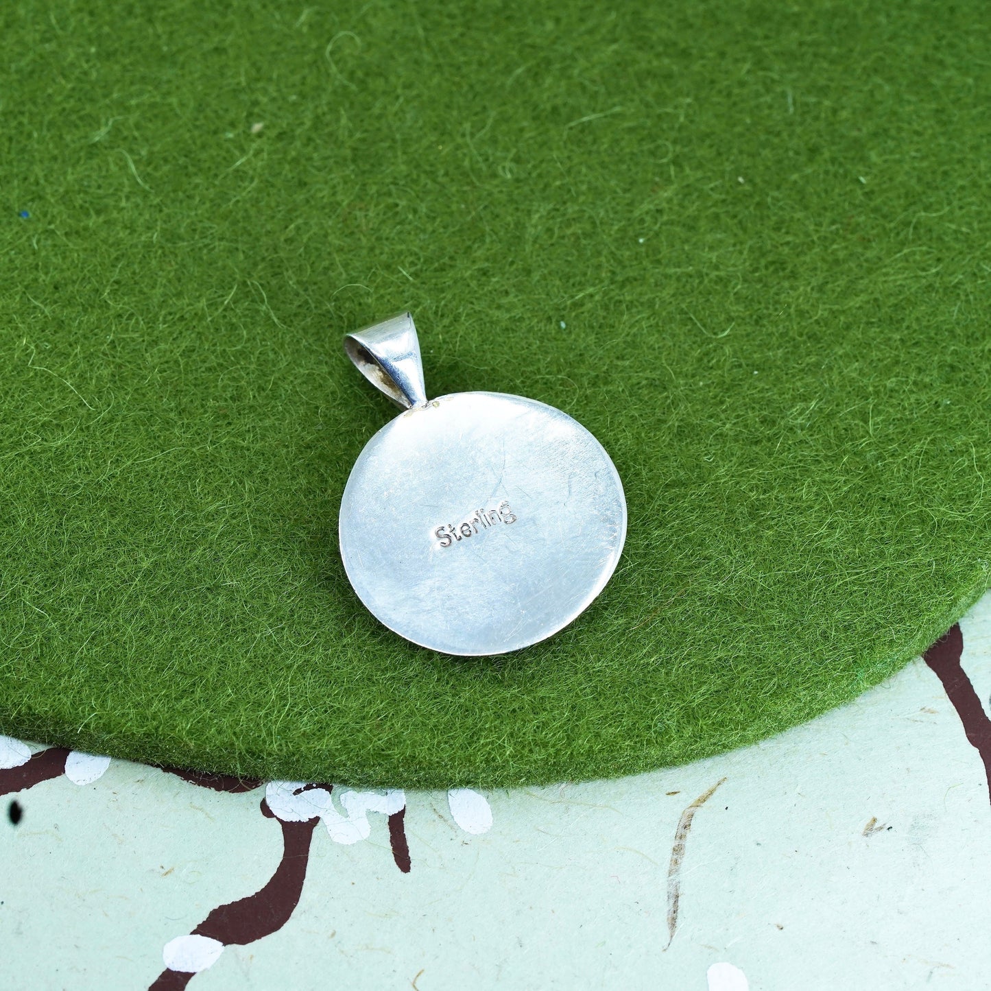 Native American Zuni Sterling 925 silver handmade circle pendant with turquoise