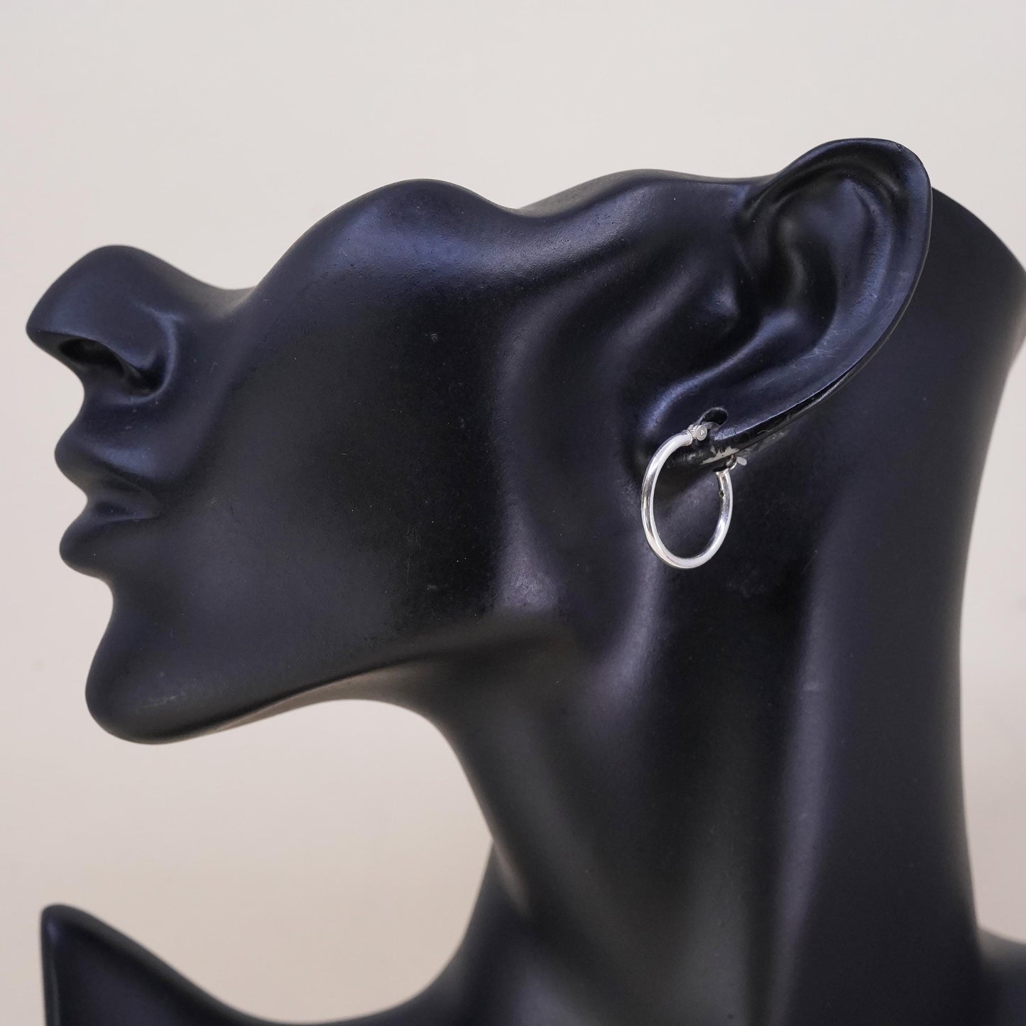 0.75”, Vintage sterling silver loop single earring, fashion primitive hoop
