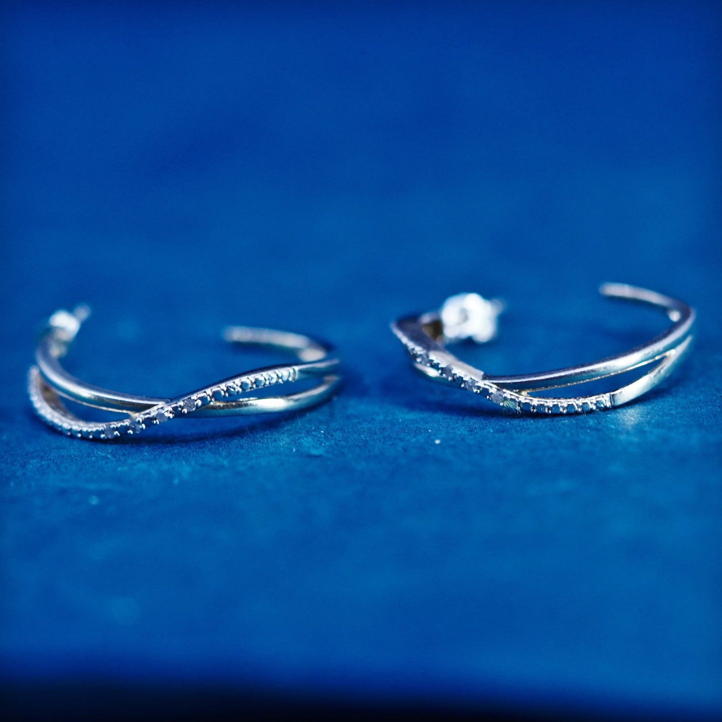 1”, Vintage Sterling 925 silver earrings, hoops, huggie w/ diamond