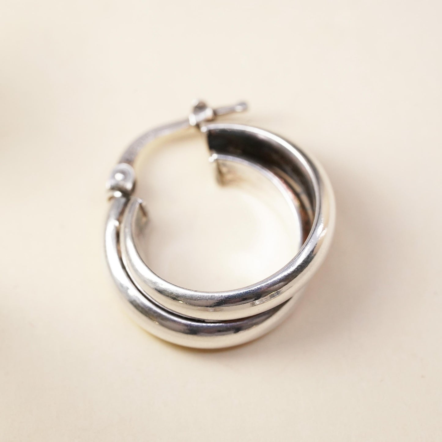 0.75", Vintage sterling silver single earring, fashion minimalist entwined hoop