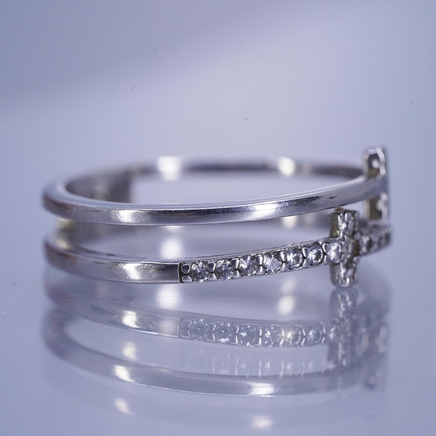 Size 7, vintage Sterling 925 silver wedding ring band double cross cluster cz