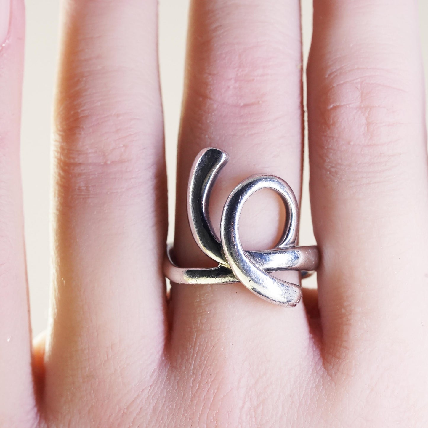 Size 8.5, Vintage sterling silver handmade spiral ring, 925 statement band