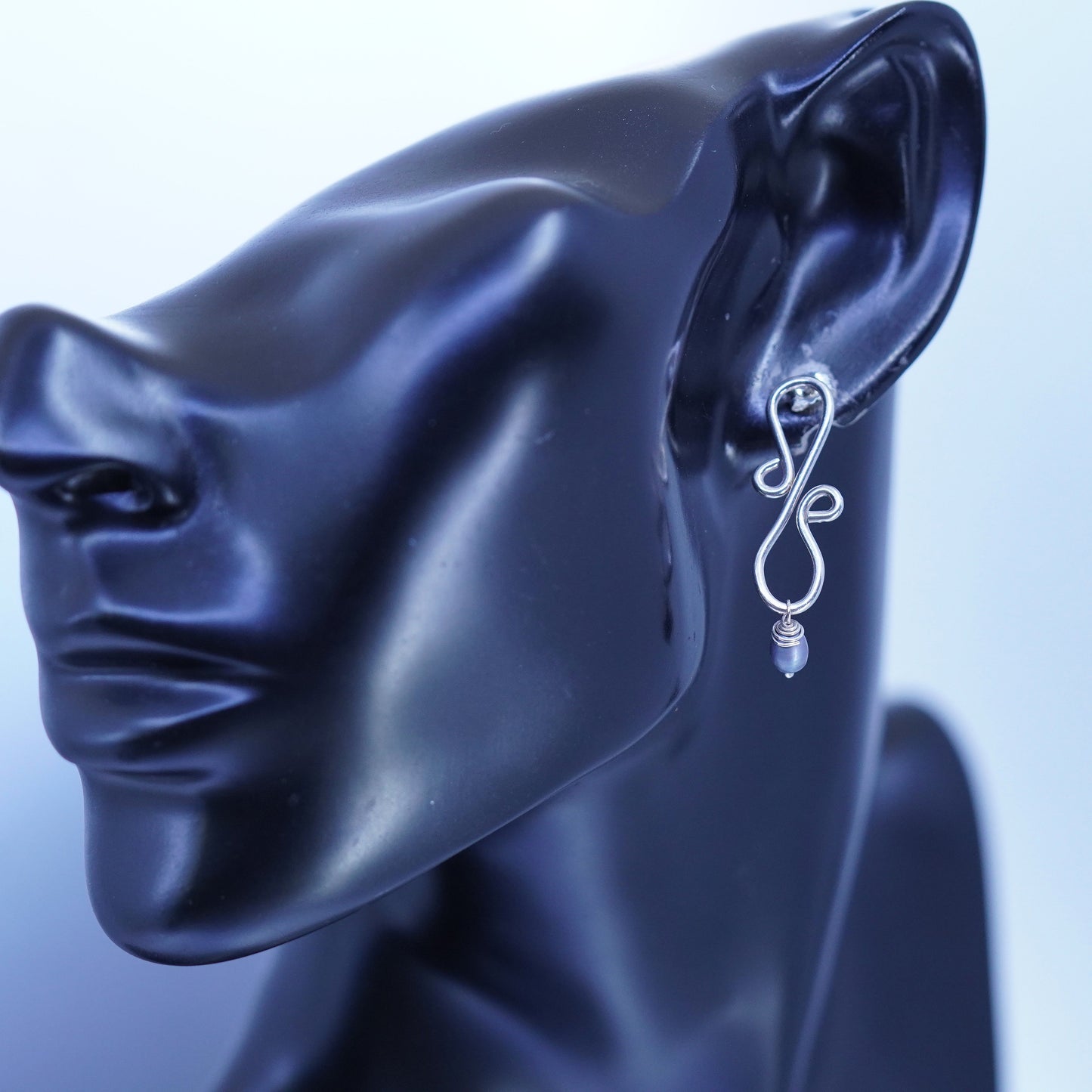 Vintage Sterling 925 silver handmade spiral earrings with black pearl