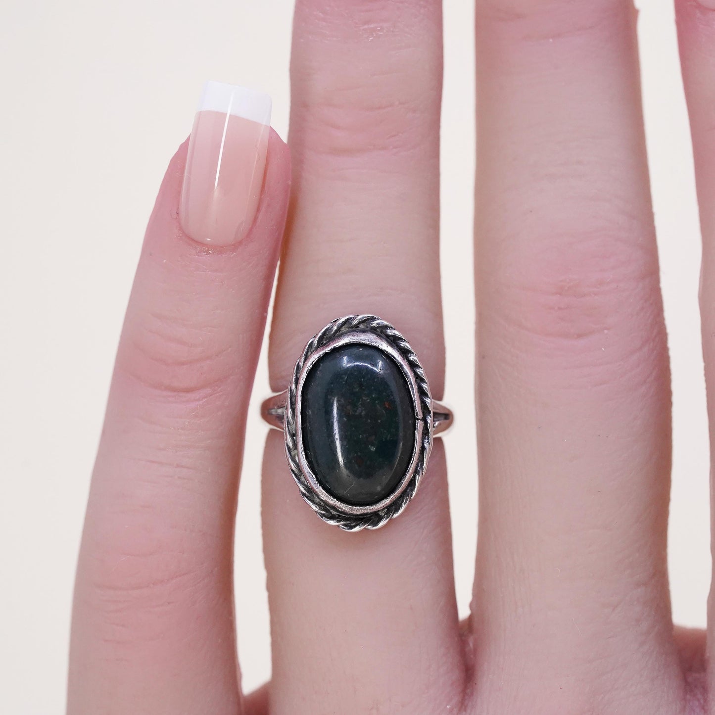 Size 4.5, Vintage sterling 925 silver handmade ring with bloodstone and cable