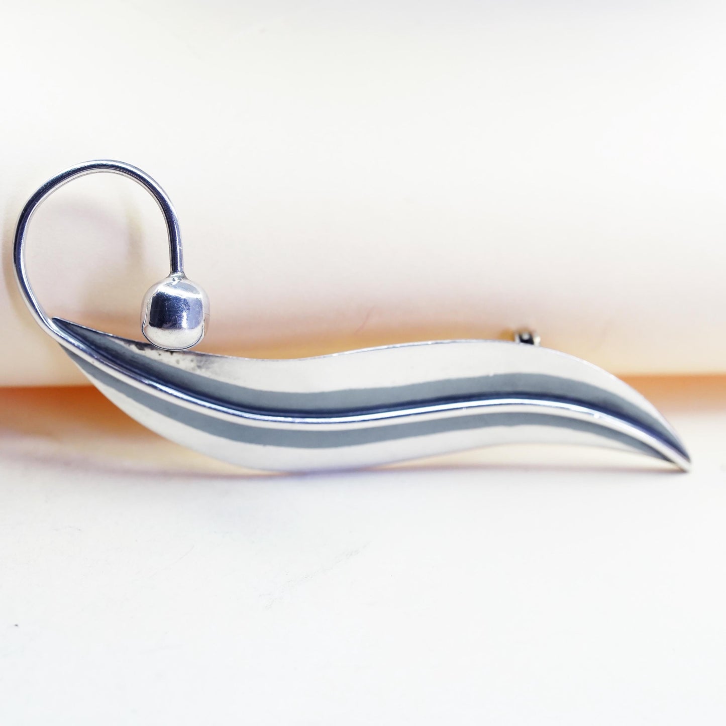 Vintage Mexican Taxco sterling silver handmade long leaf shaped brooch