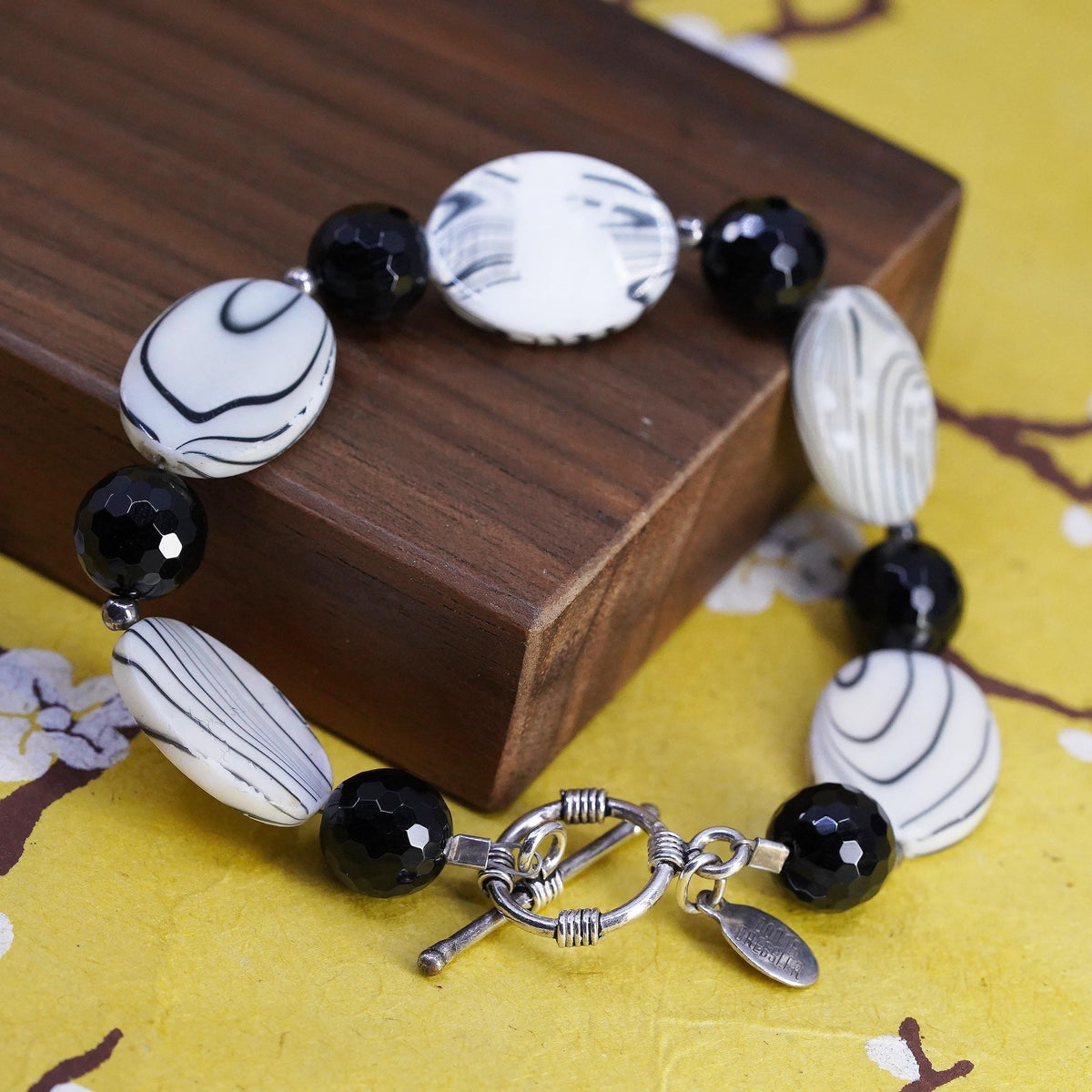 7”, Vintage Donna Dressler Sterling silver 925 bracelet, mother of pearl stripy