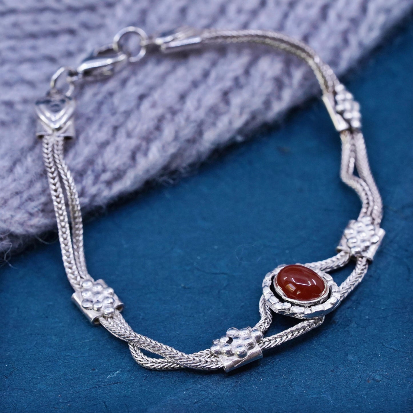 7”, vintage Sterling silver handmade bracelet, 925 wheat chain with carnelian