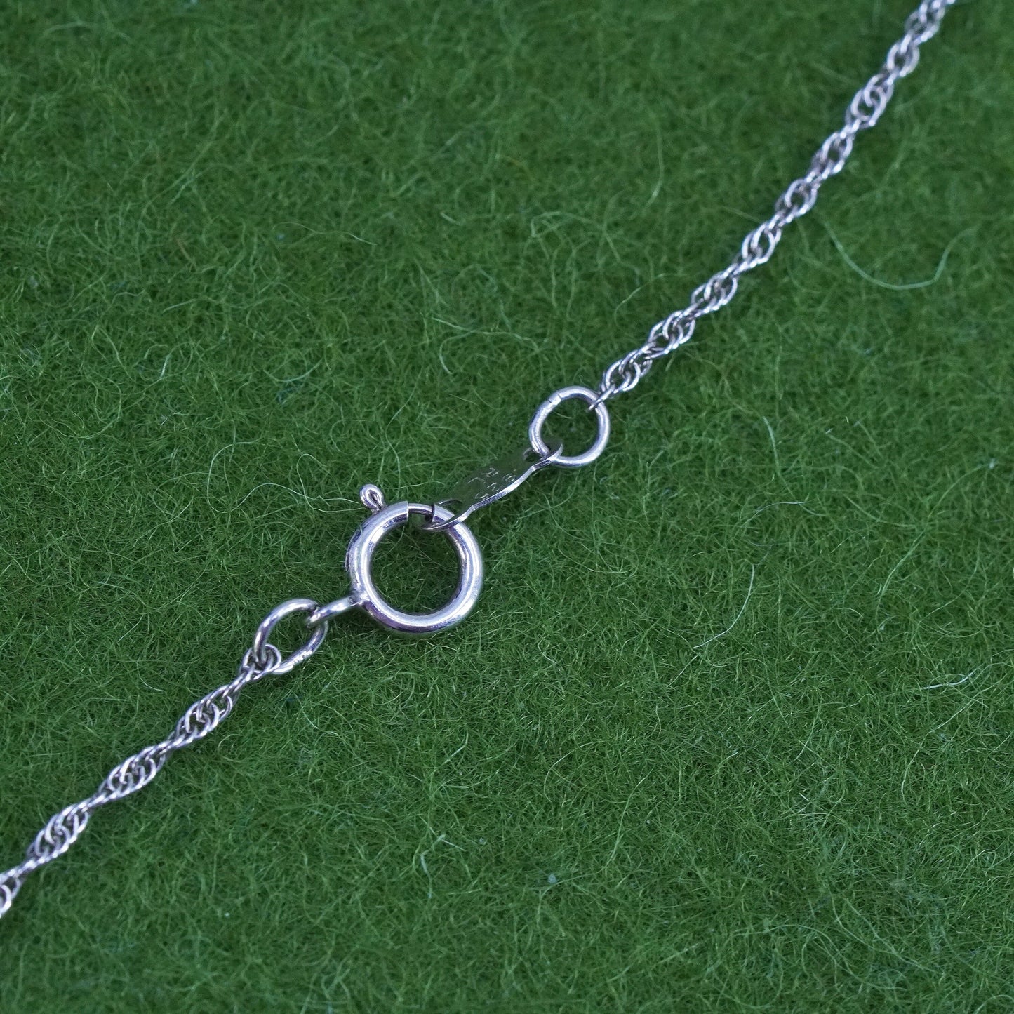 18", VTG sterling silver necklace, circle chain cluster cz palm tree pendant