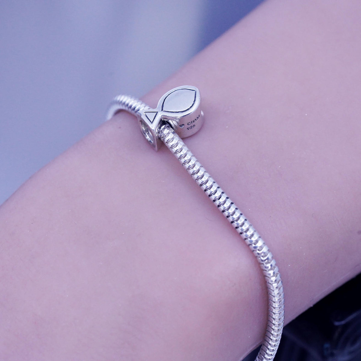 7.5" Michael Anthony Sterling 925 silver bracelet, bold snake chain fish charm