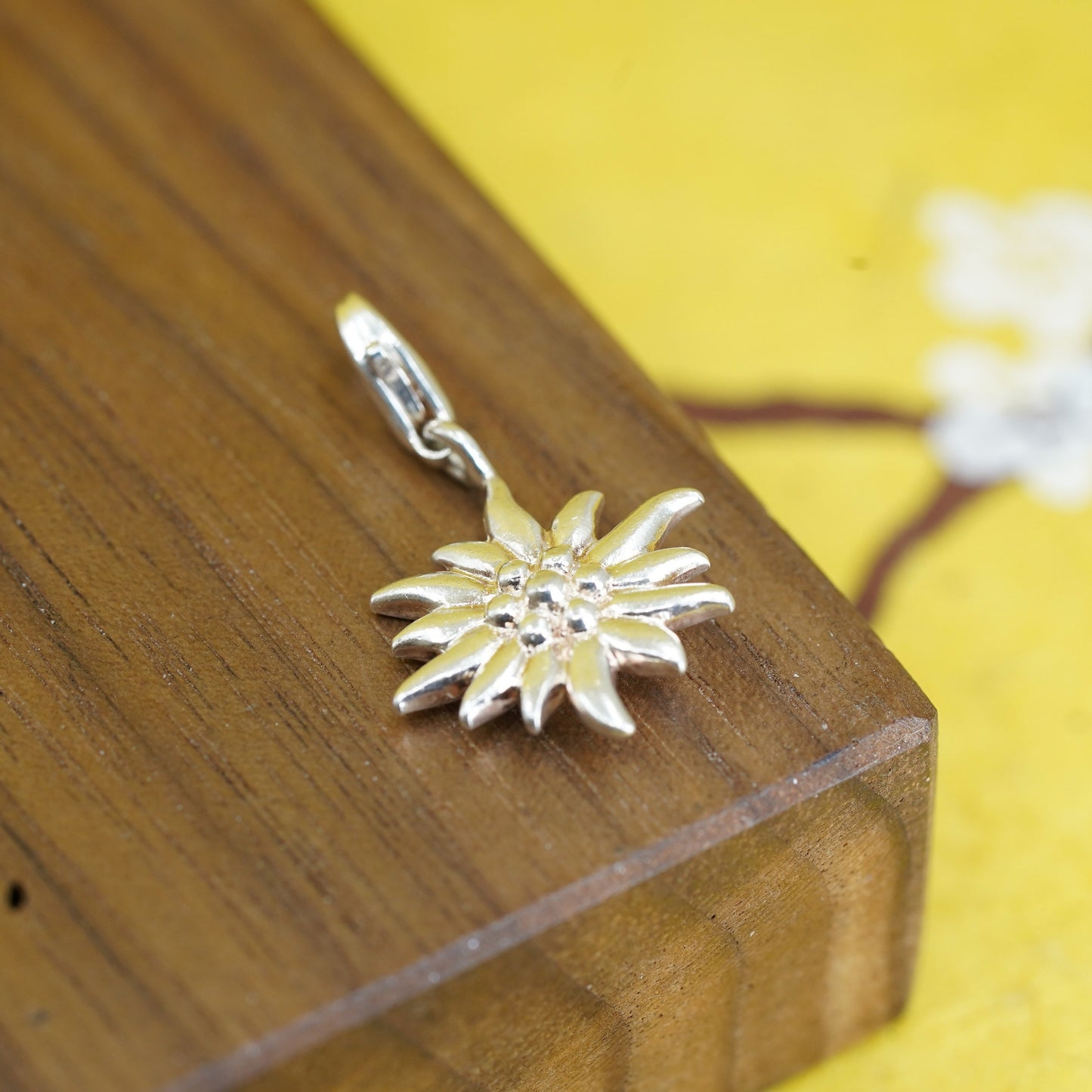 Vintage Sterling 925 silver handmade flower pendant