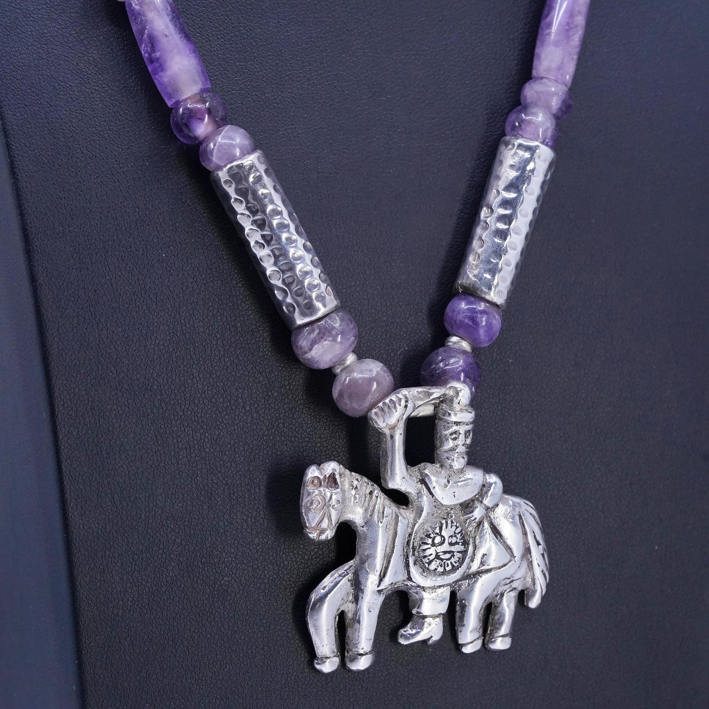 20", Mexican Aztec Sterling 925 silver necklace amethyst tube horse pendant