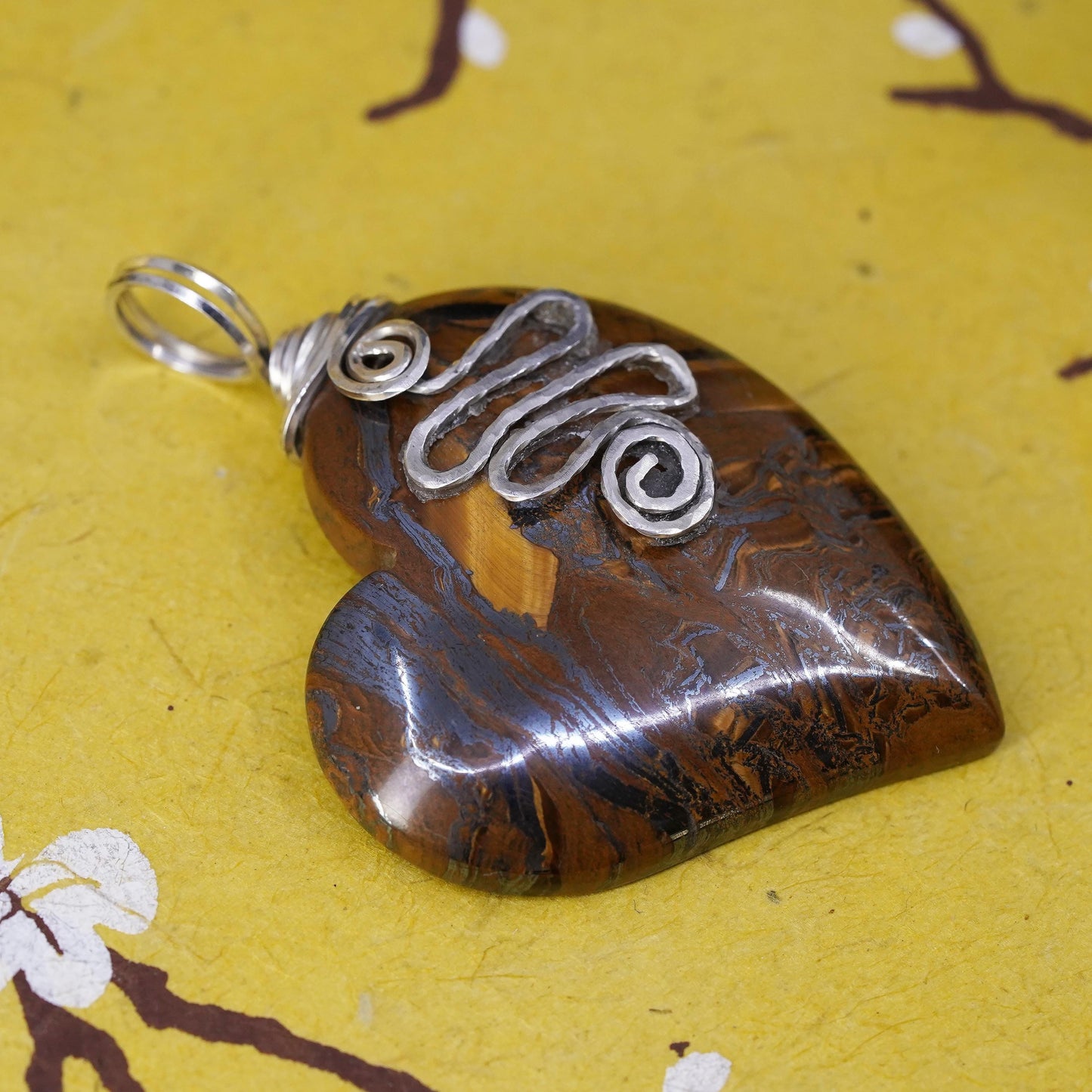 Vintage Sterling 925 silver handmade wired heart pendant with golden tiger eye