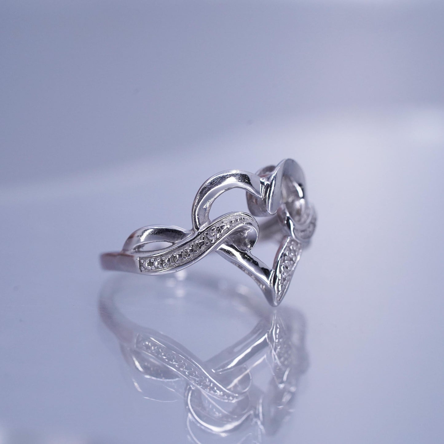 Size 7.25, vintage Sterling 925 silver wedding ring, heart with diamond