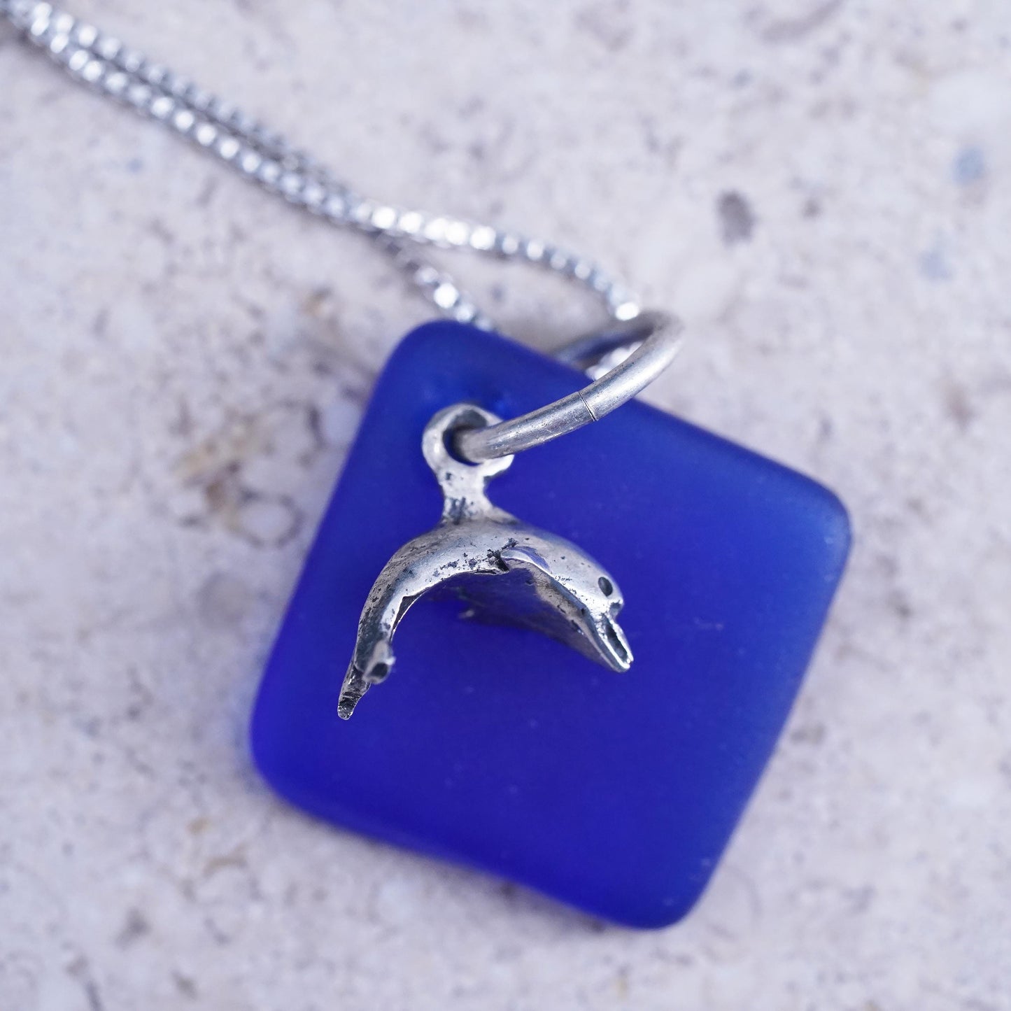 18”, Vintage Sterling silver 925 pendant, sea washed glass with dolphin charm