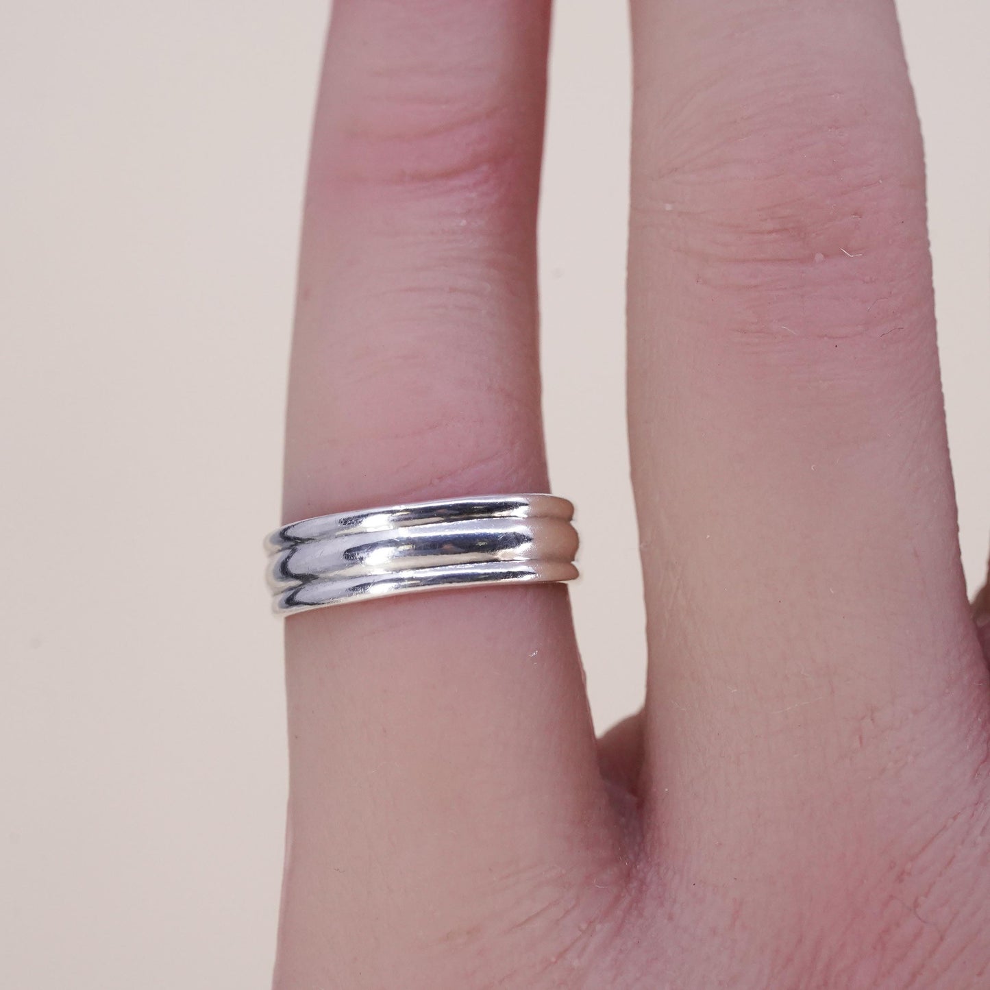 Size 3.25, vintage sterling silver handmade ring, 925 ribbed band